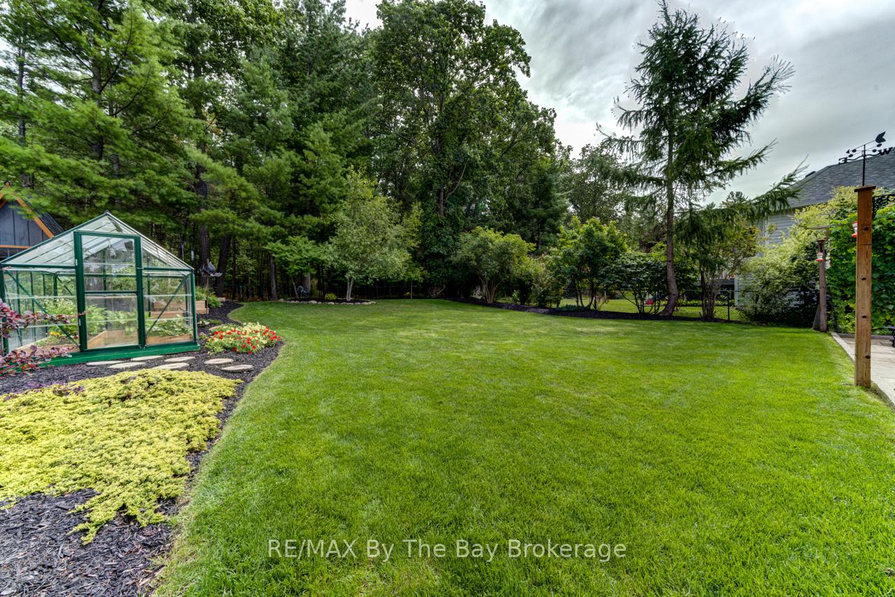 Photo 35 of 29 Cranberry Heights, Wasaga Beach — HOMEH