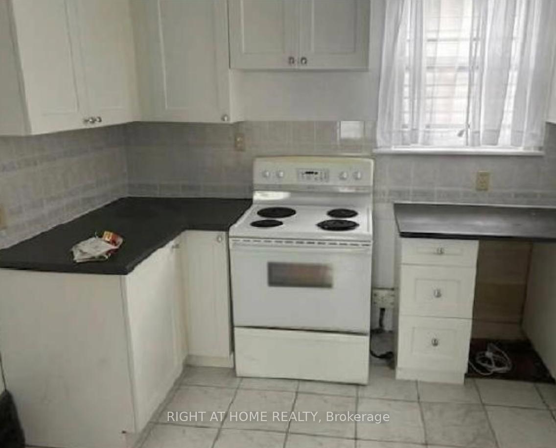 Photo 3 of 1463 Goyeau Street, Windsor — HOMEH