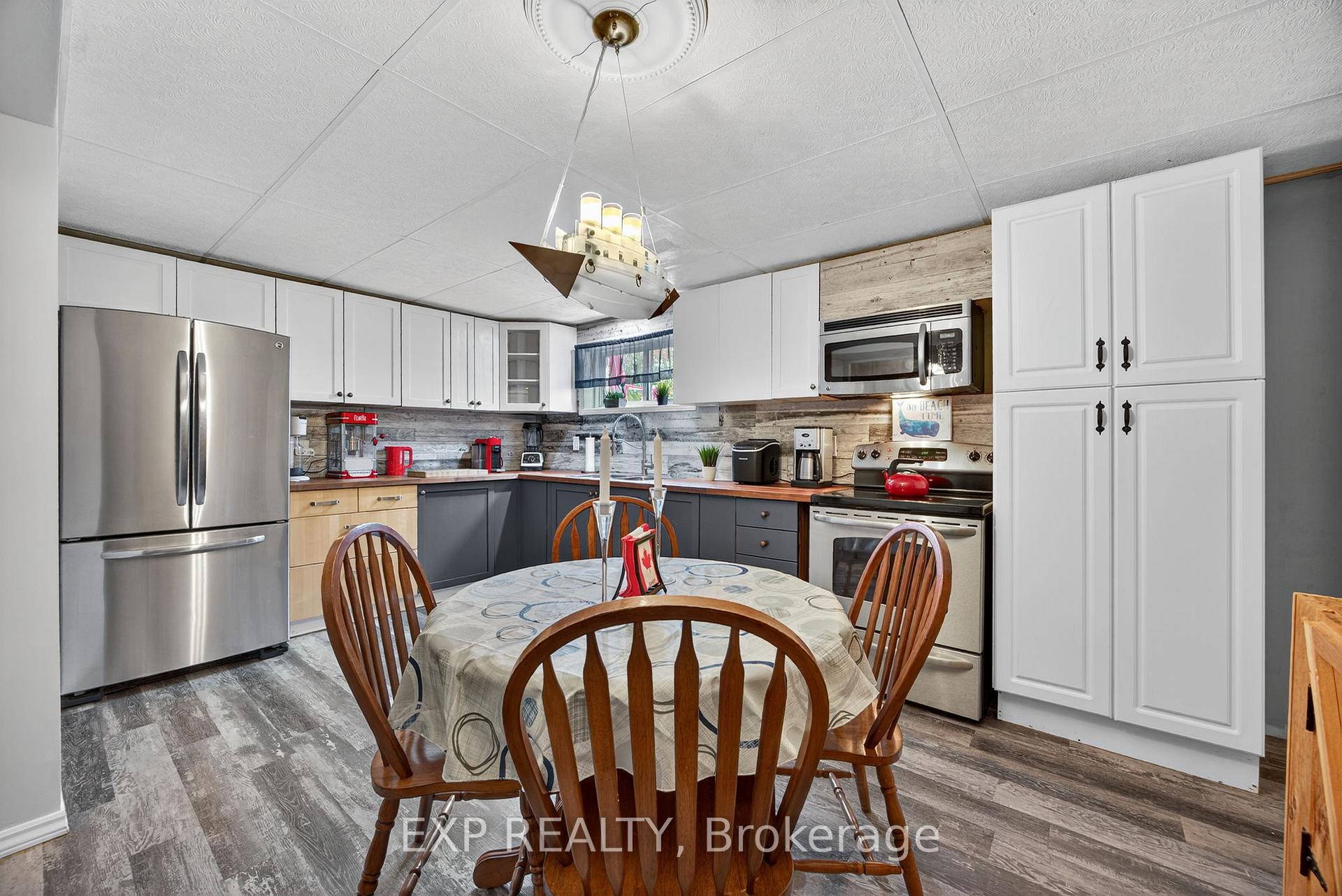 Photo 26 of 30 Caribou Trail, Wasaga Beach — HOMEH