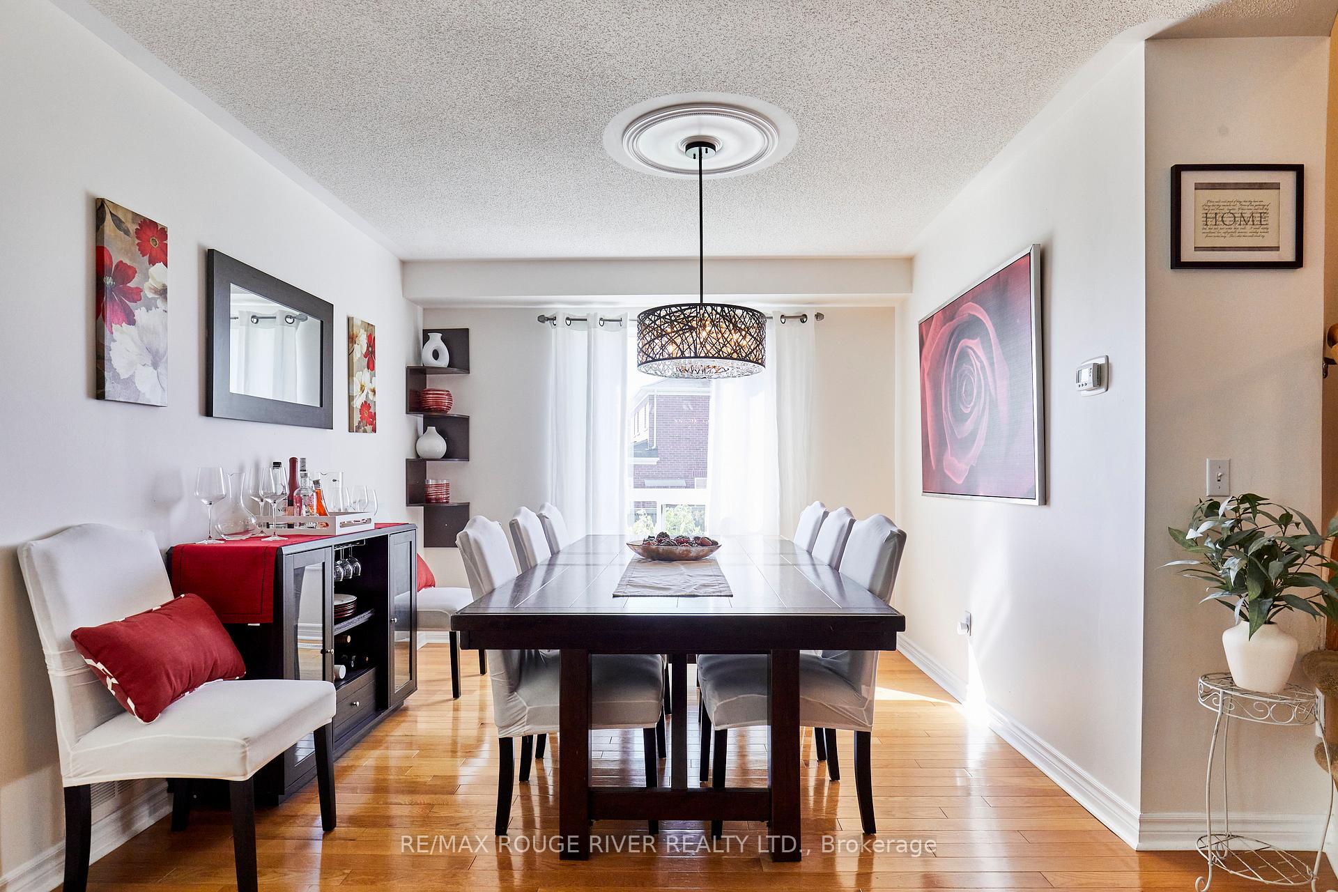 Photo 7 of 25 Constance Drive, Whitby, Williamsburg — HOMEH