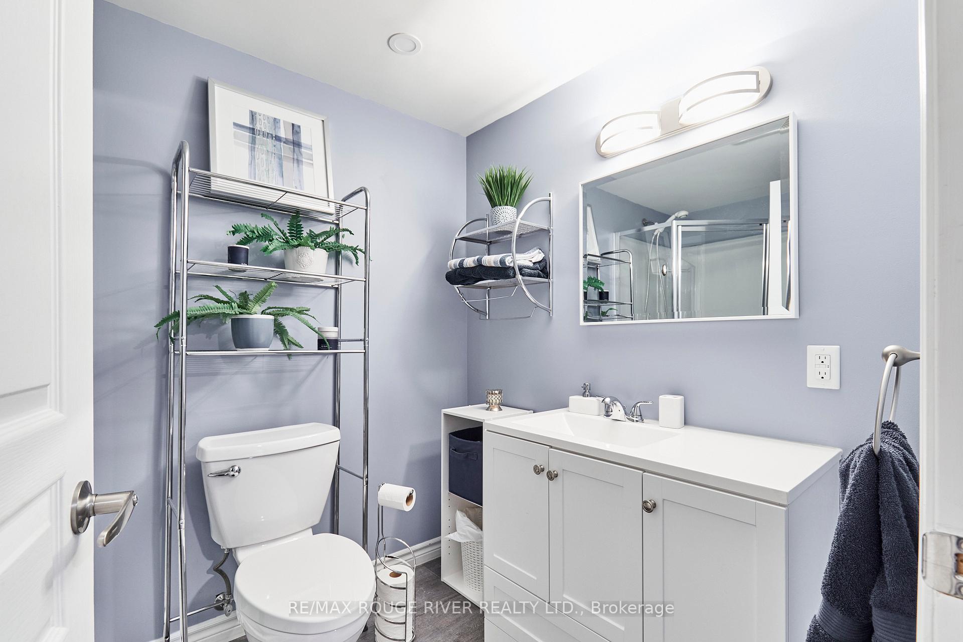 Photo 29 of 25 Constance Drive, Whitby, Williamsburg — HOMEH