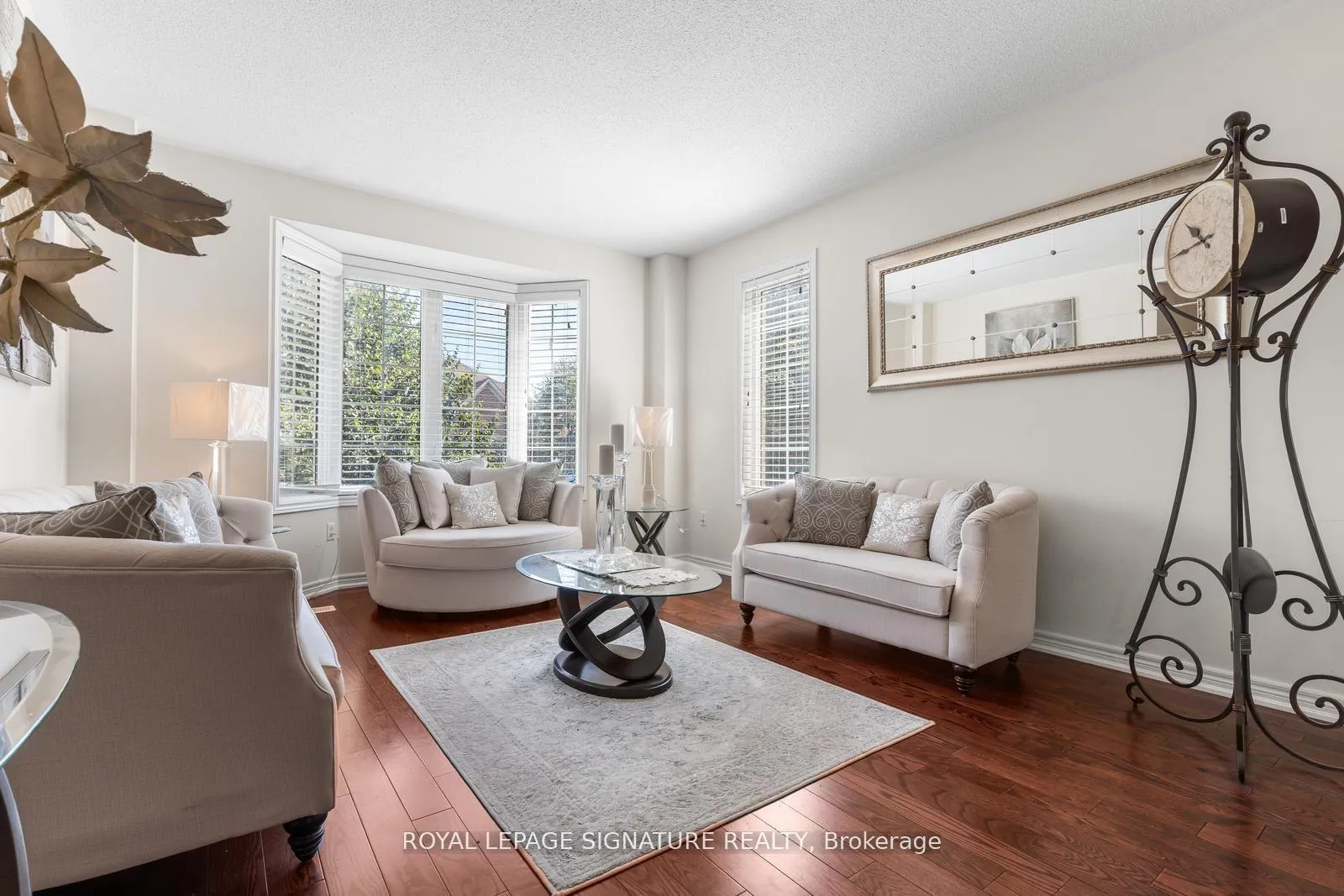 Photo 4 of 10 Goodhart Crescent, Ajax, Northwest Ajax — HOMEH