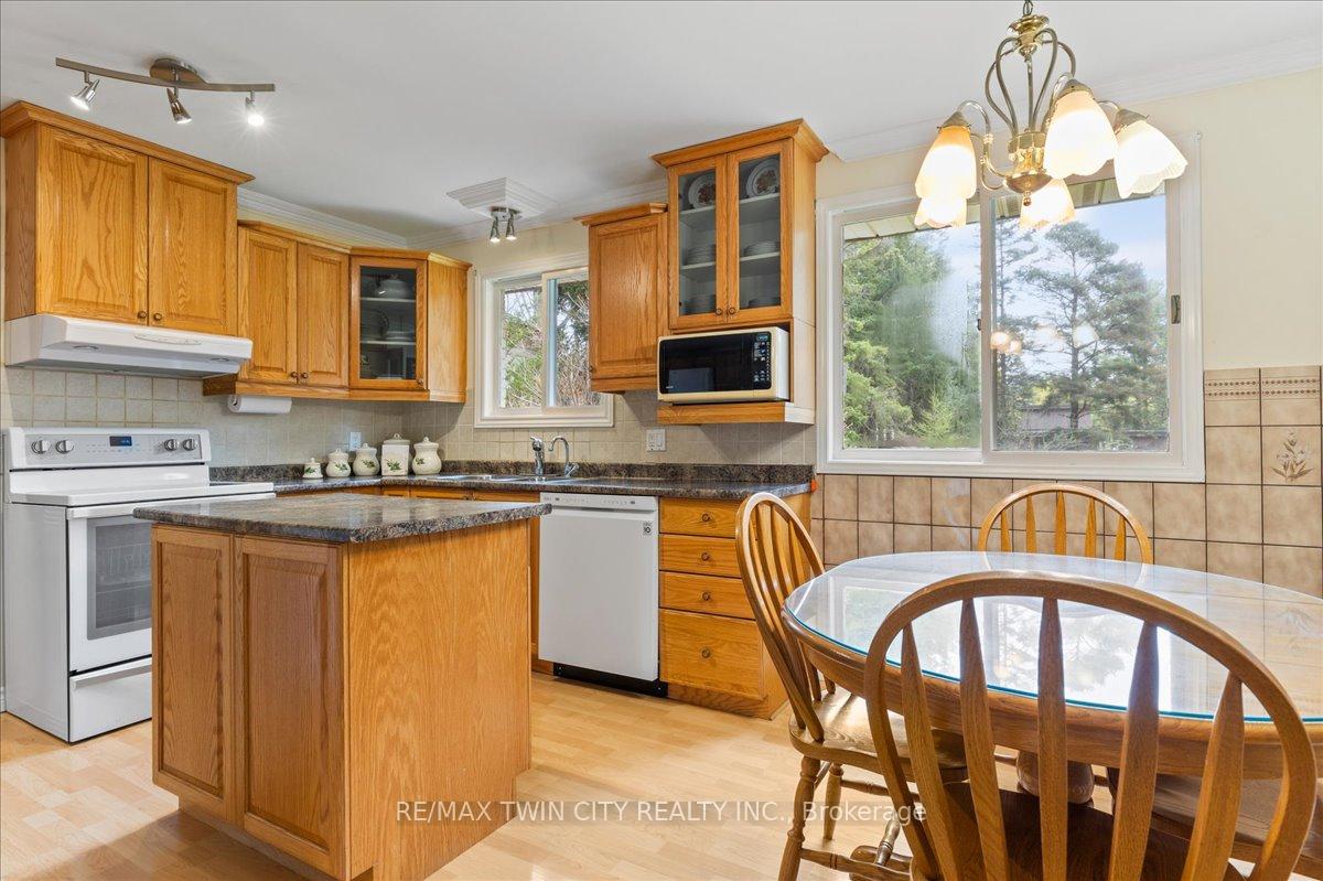 Photo 9 of 263 Normandy Avenue, Waterloo — HOMEH