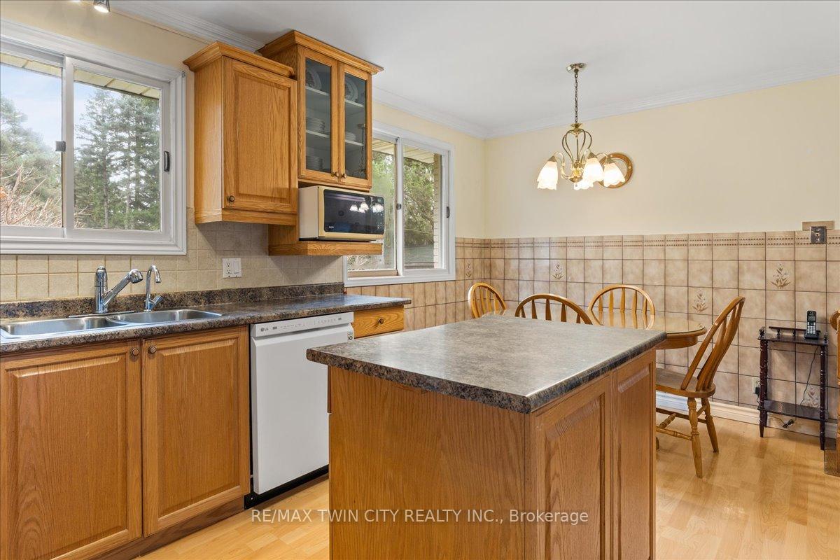 Photo 10 of 263 Normandy Avenue, Waterloo — HOMEH