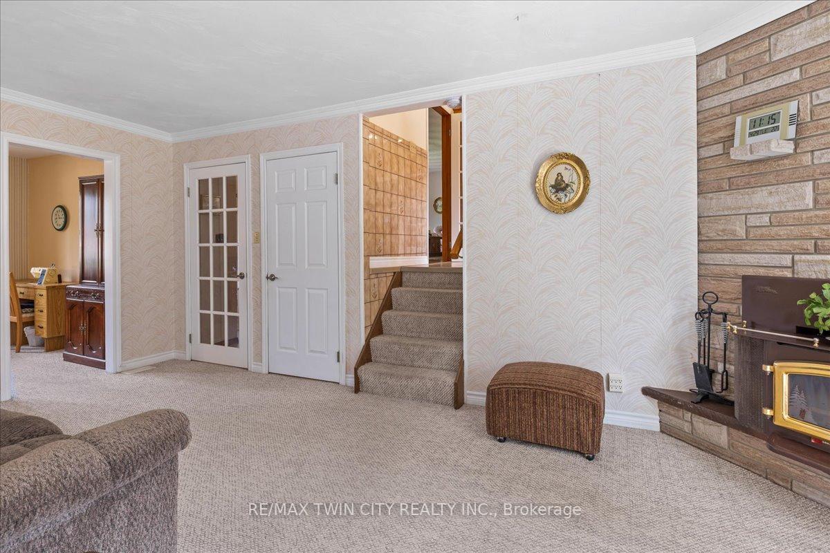Photo 12 of 263 Normandy Avenue, Waterloo — HOMEH