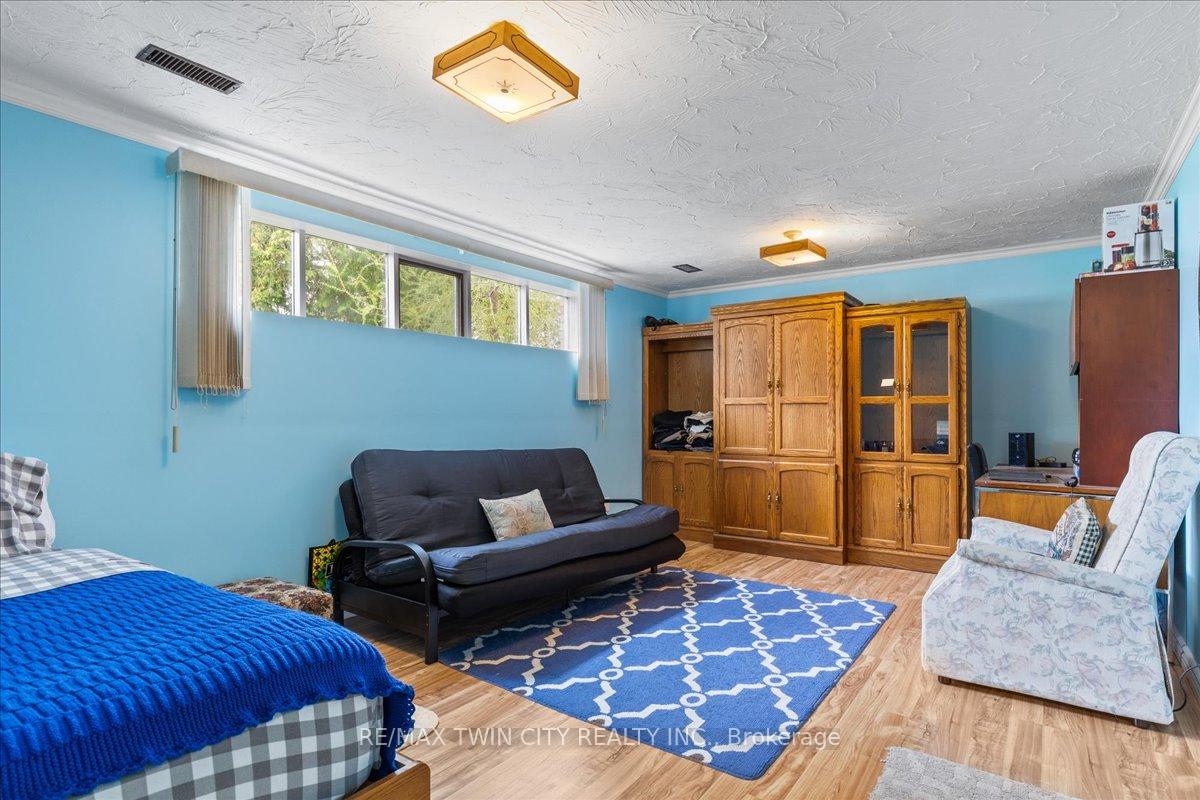 Photo 16 of 263 Normandy Avenue, Waterloo — HOMEH