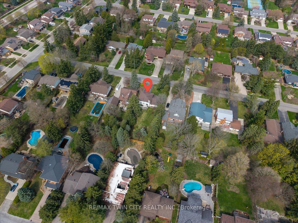 Photo 32 of 263 Normandy Avenue, Waterloo — HOMEH