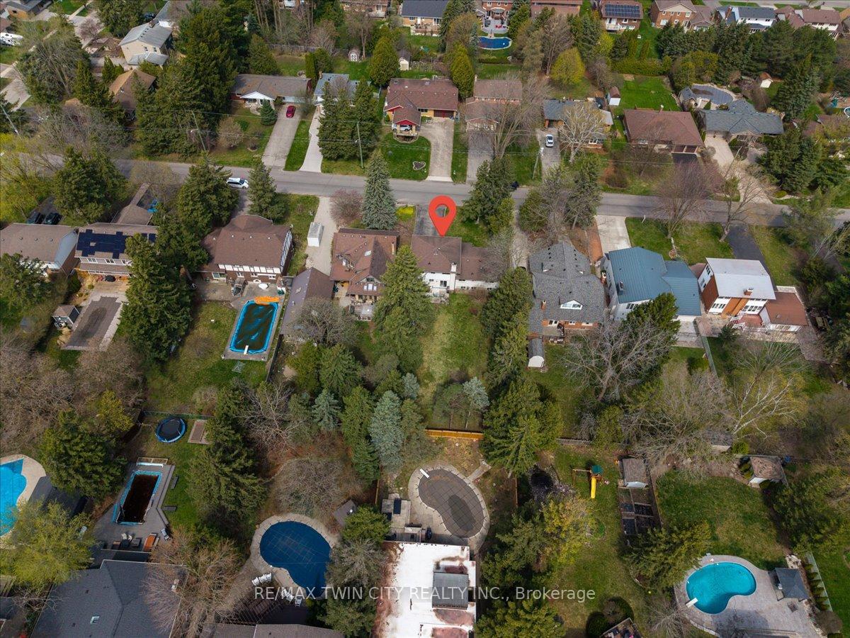 Photo 33 of 263 Normandy Avenue, Waterloo — HOMEH