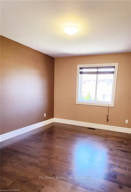 Photo 5 of 941 Banwell Road, Windsor — HOMEH