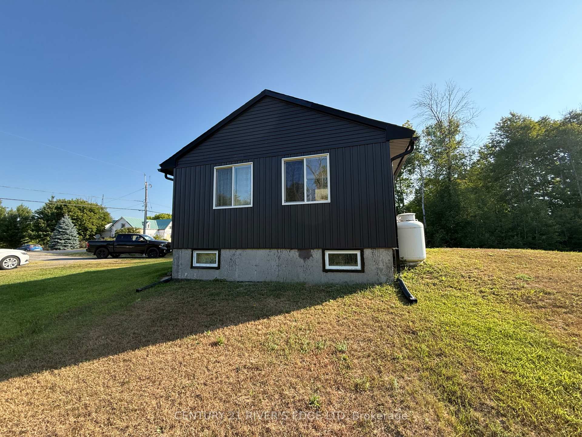 Photo 12 of 6385 6th Concession Road, Augusta, Augusta Twp — HOMEH