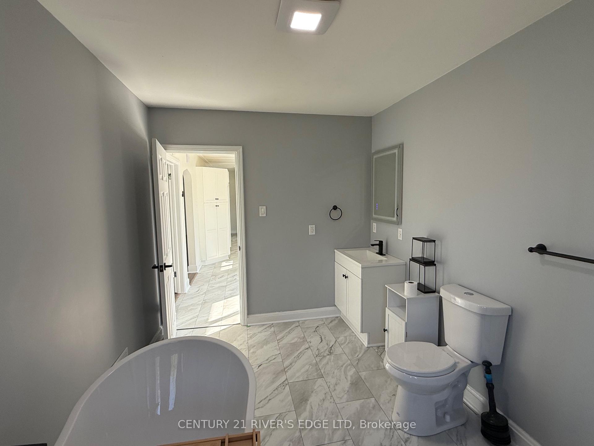 Photo 35 of 6385 6th Concession Road, Augusta, Augusta Twp — HOMEH