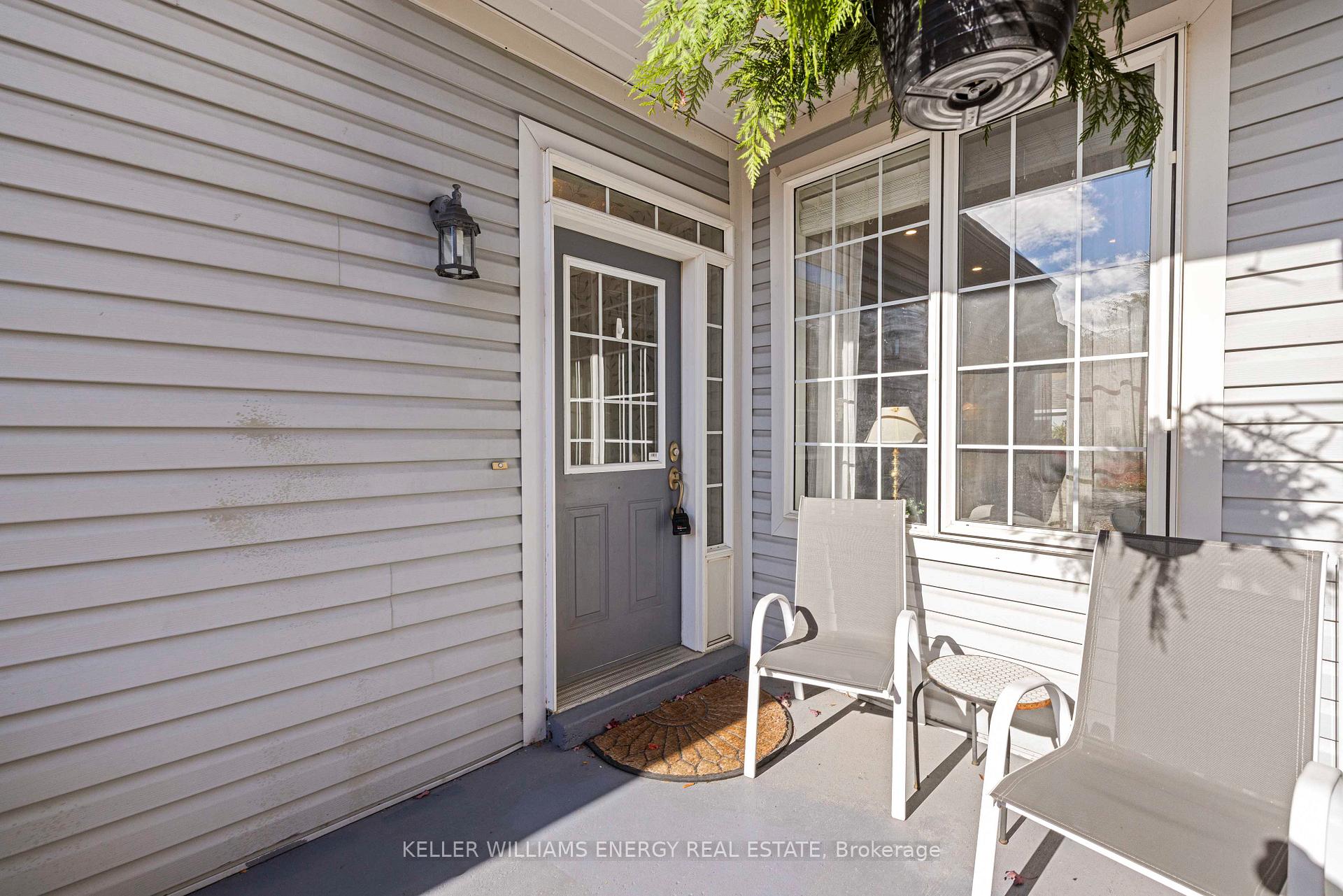 Photo 5 of 71 Sandford Crescent, Whitby, Rolling Acres — HOMEH