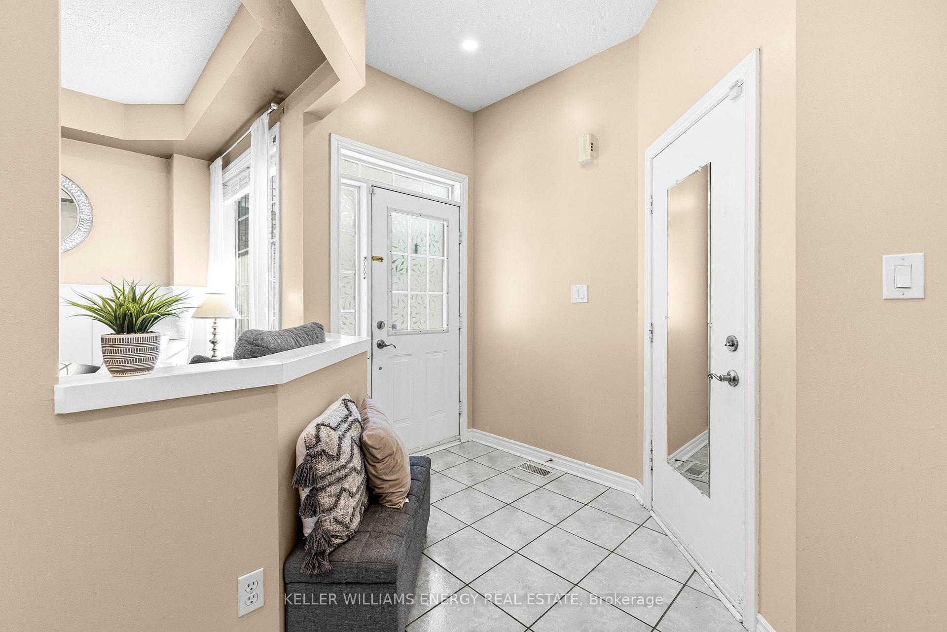 Photo 7 of 71 Sandford Crescent, Whitby, Rolling Acres — HOMEH