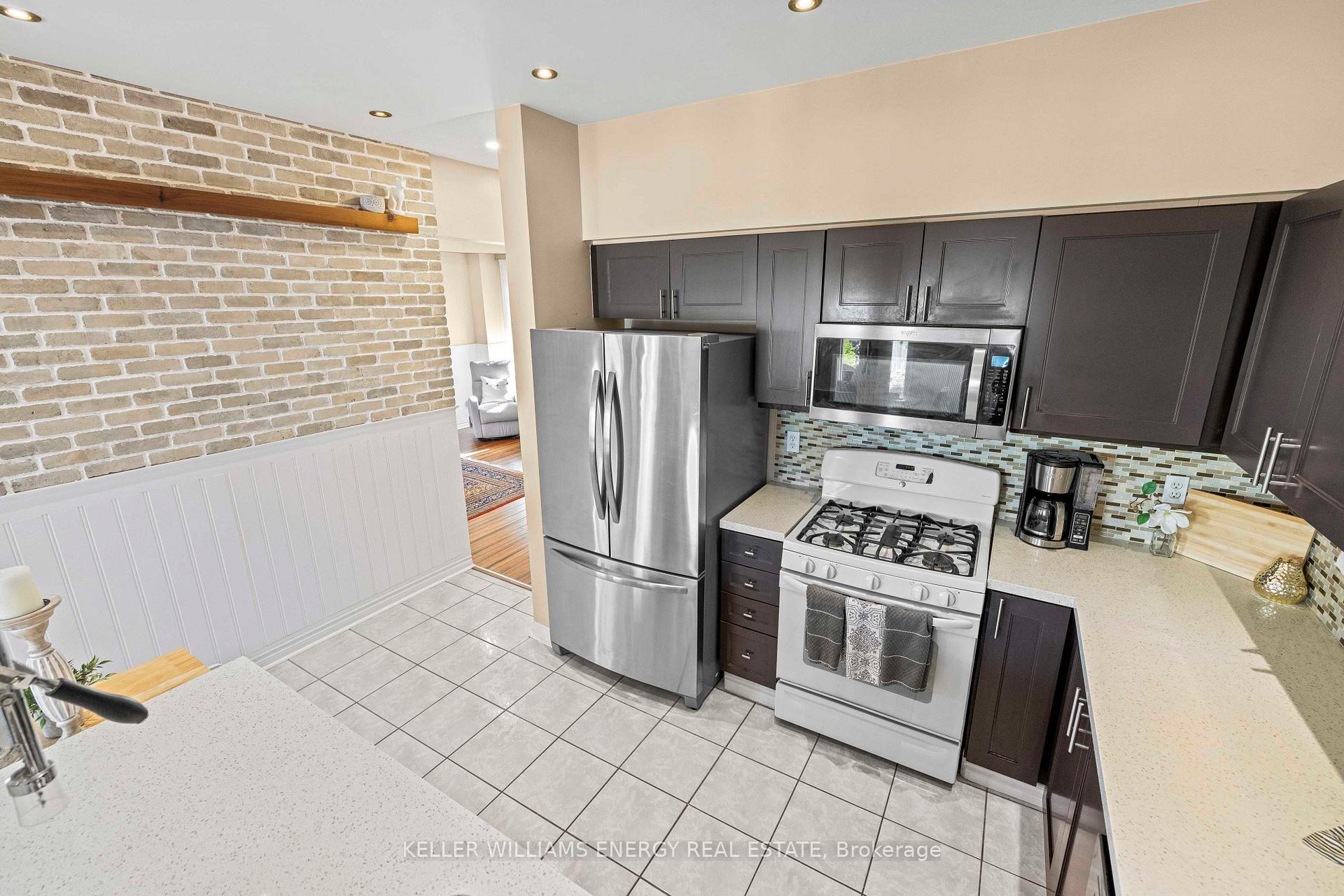 Photo 13 of 71 Sandford Crescent, Whitby, Rolling Acres — HOMEH