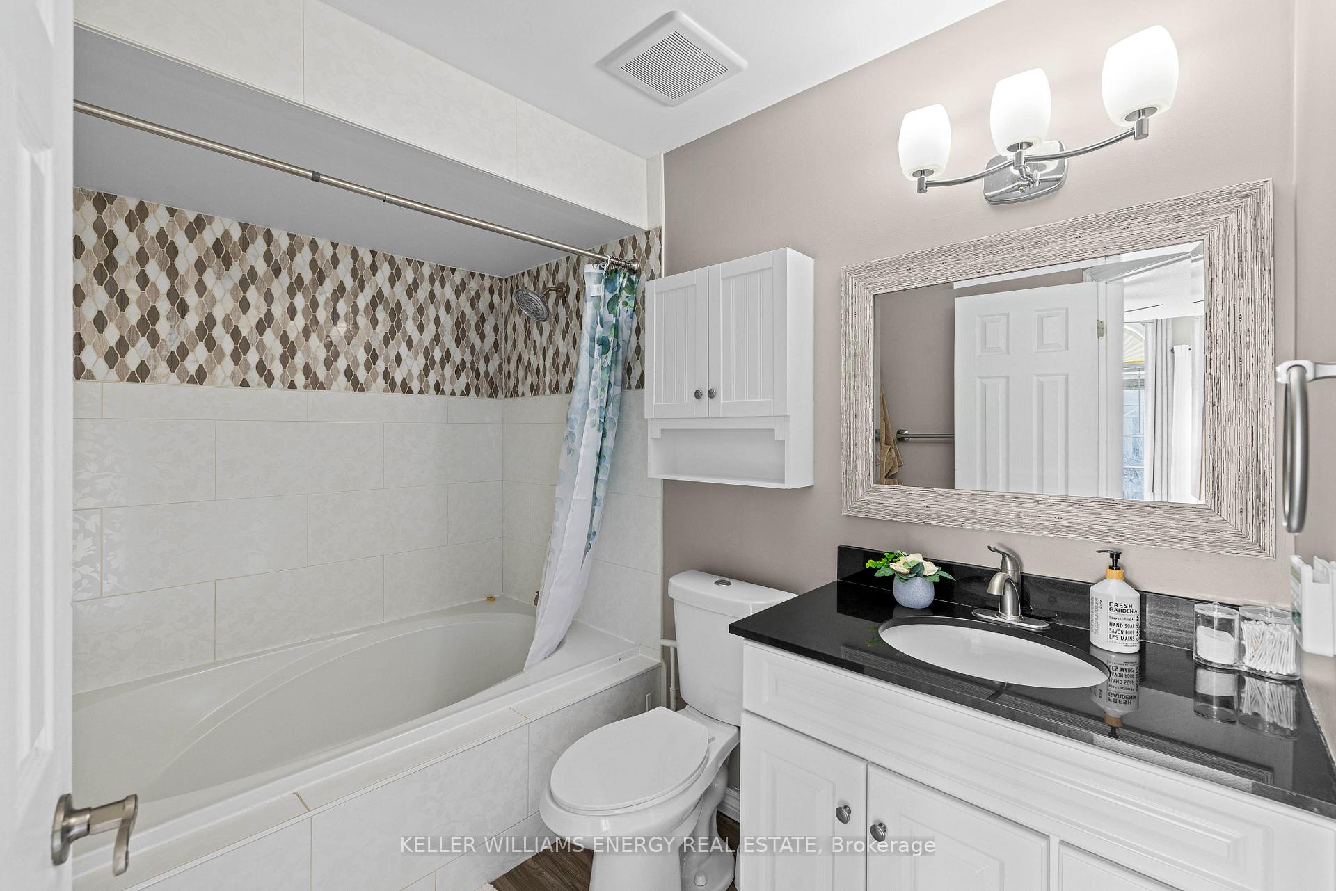 Photo 26 of 71 Sandford Crescent, Whitby, Rolling Acres — HOMEH