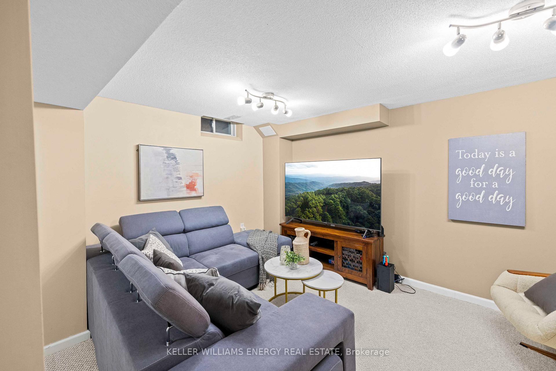 Photo 30 of 71 Sandford Crescent, Whitby, Rolling Acres — HOMEH