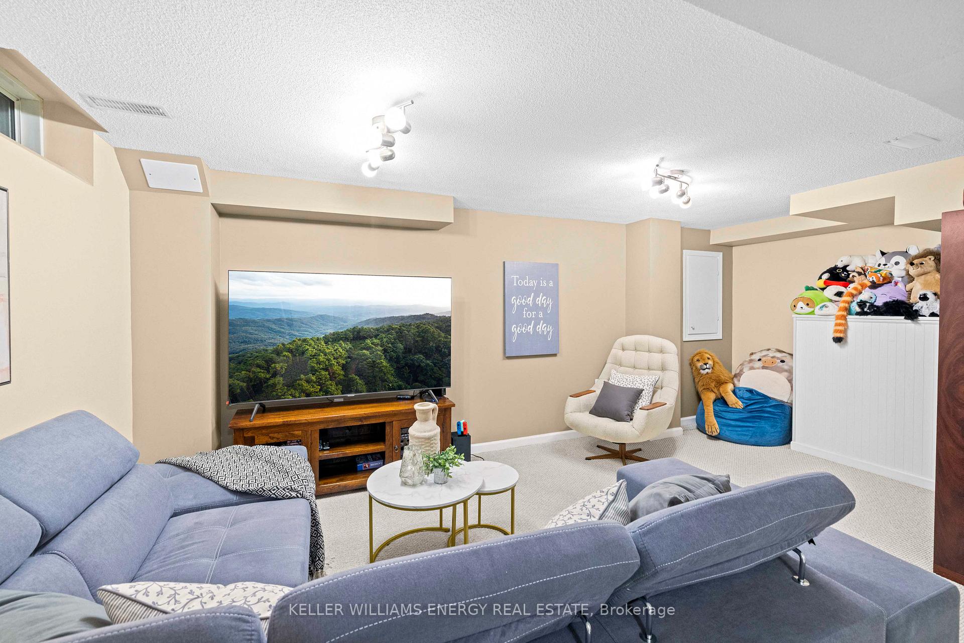 Photo 31 of 71 Sandford Crescent, Whitby, Rolling Acres — HOMEH