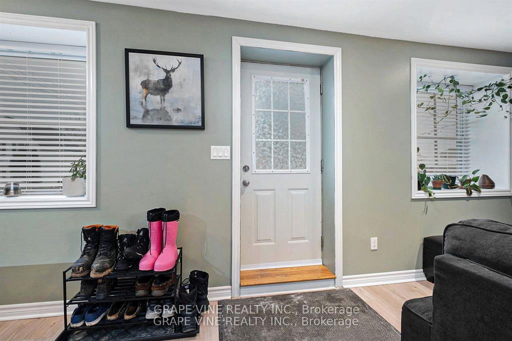 Photo 2 of 261 Elgin Street W, Arnprior — HOMEH