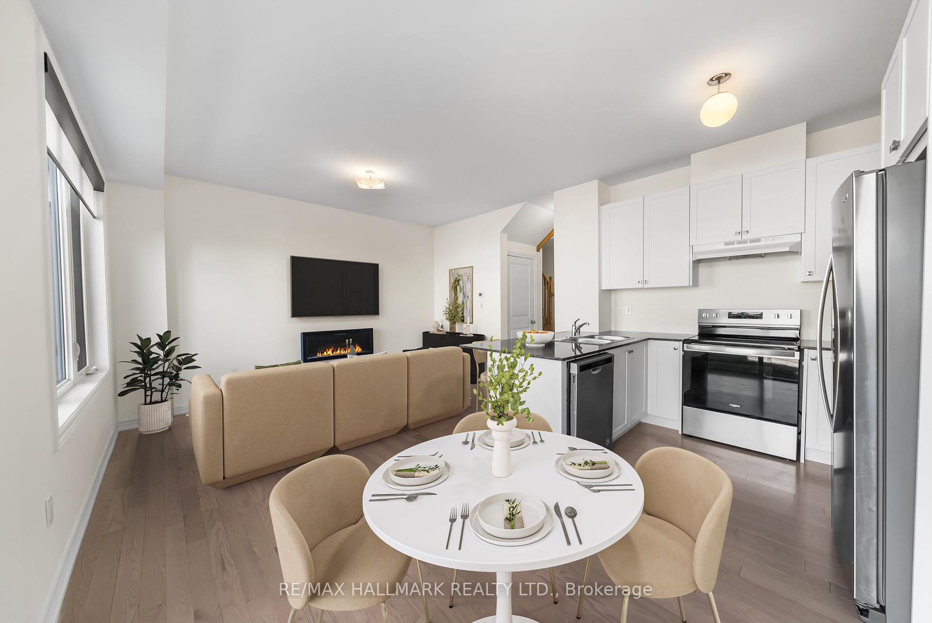 Photo 9 of 581 Barons Street, Vaughan, Kleinburg — HOMEH