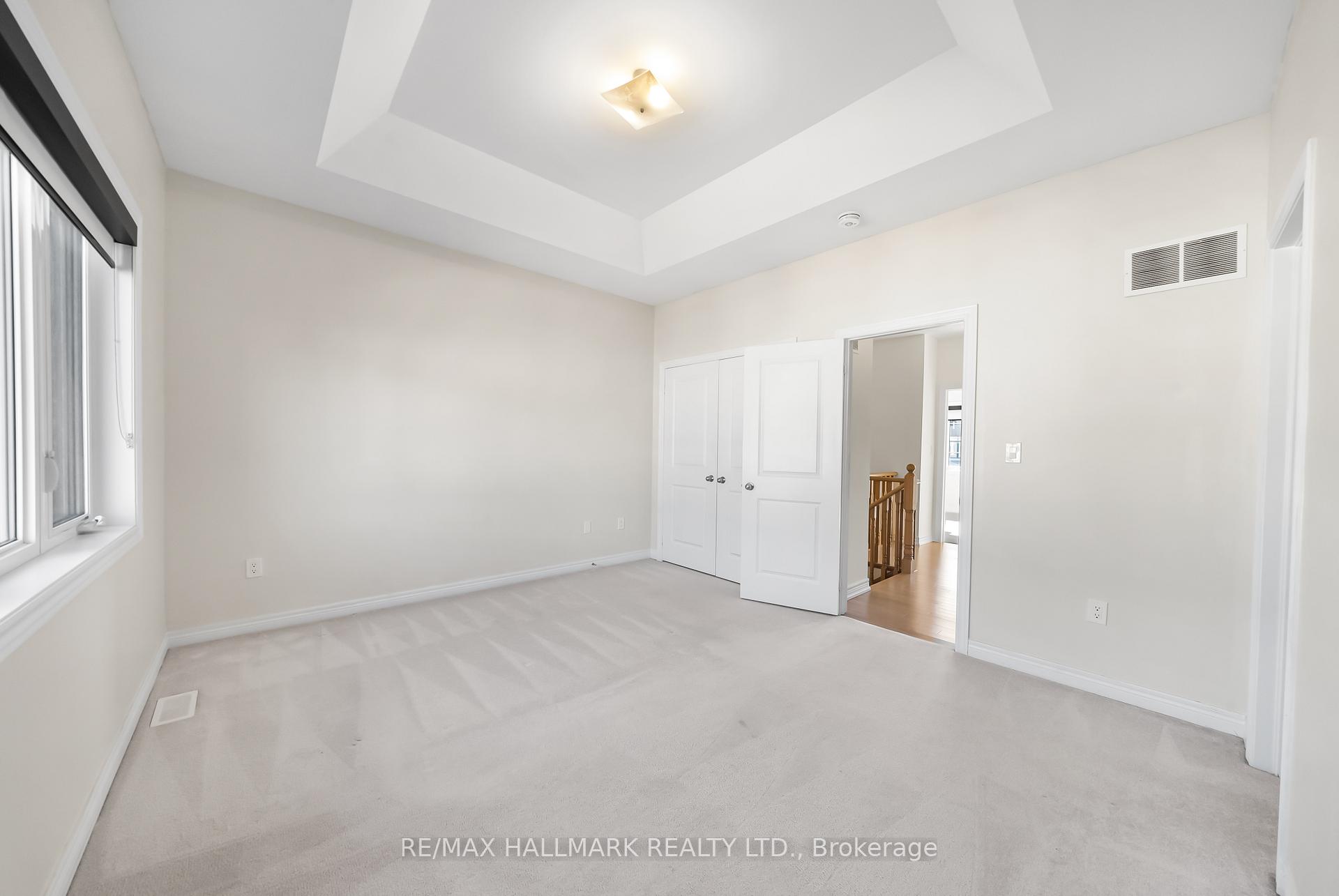 Photo 19 of 581 Barons Street, Vaughan, Kleinburg — HOMEH