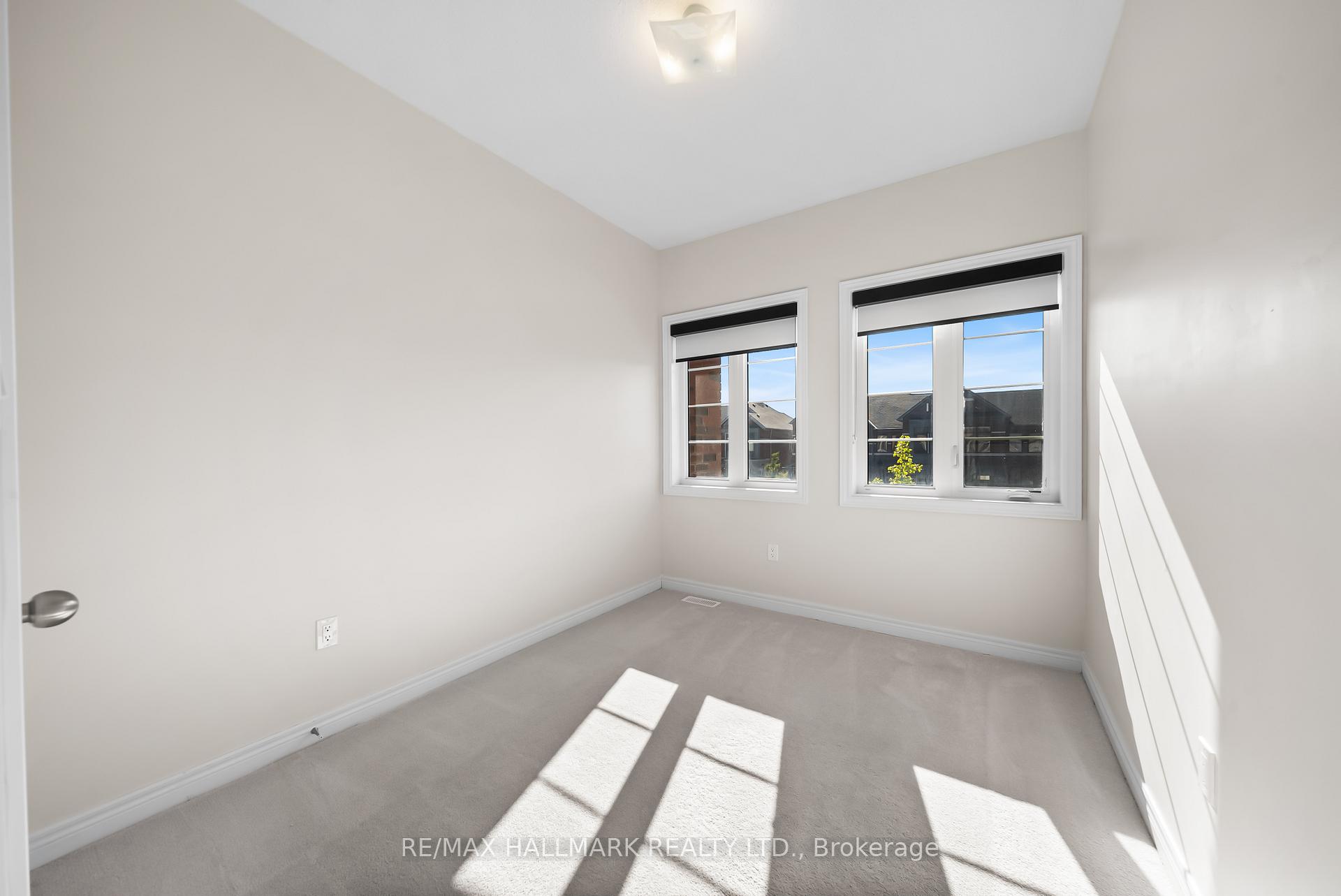 Photo 26 of 581 Barons Street, Vaughan, Kleinburg — HOMEH