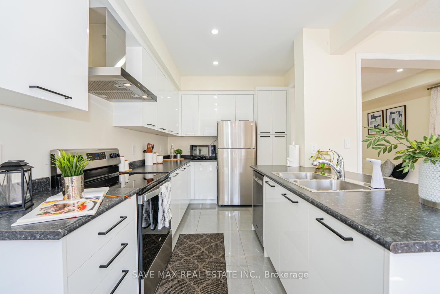 Photo 19 of 41 Closson Drive, Whitby, Rural Whitby — HOMEH