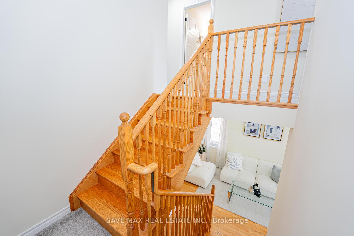Photo 23 of 41 Closson Drive, Whitby, Rural Whitby — HOMEH