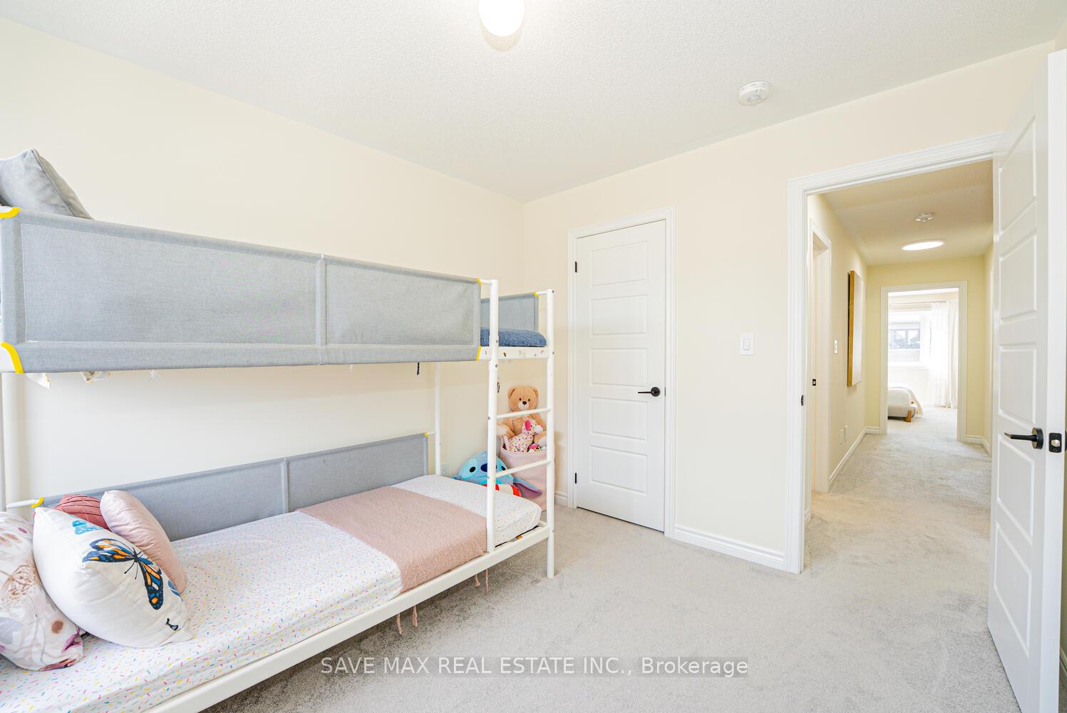 Photo 33 of 41 Closson Drive, Whitby, Rural Whitby — HOMEH