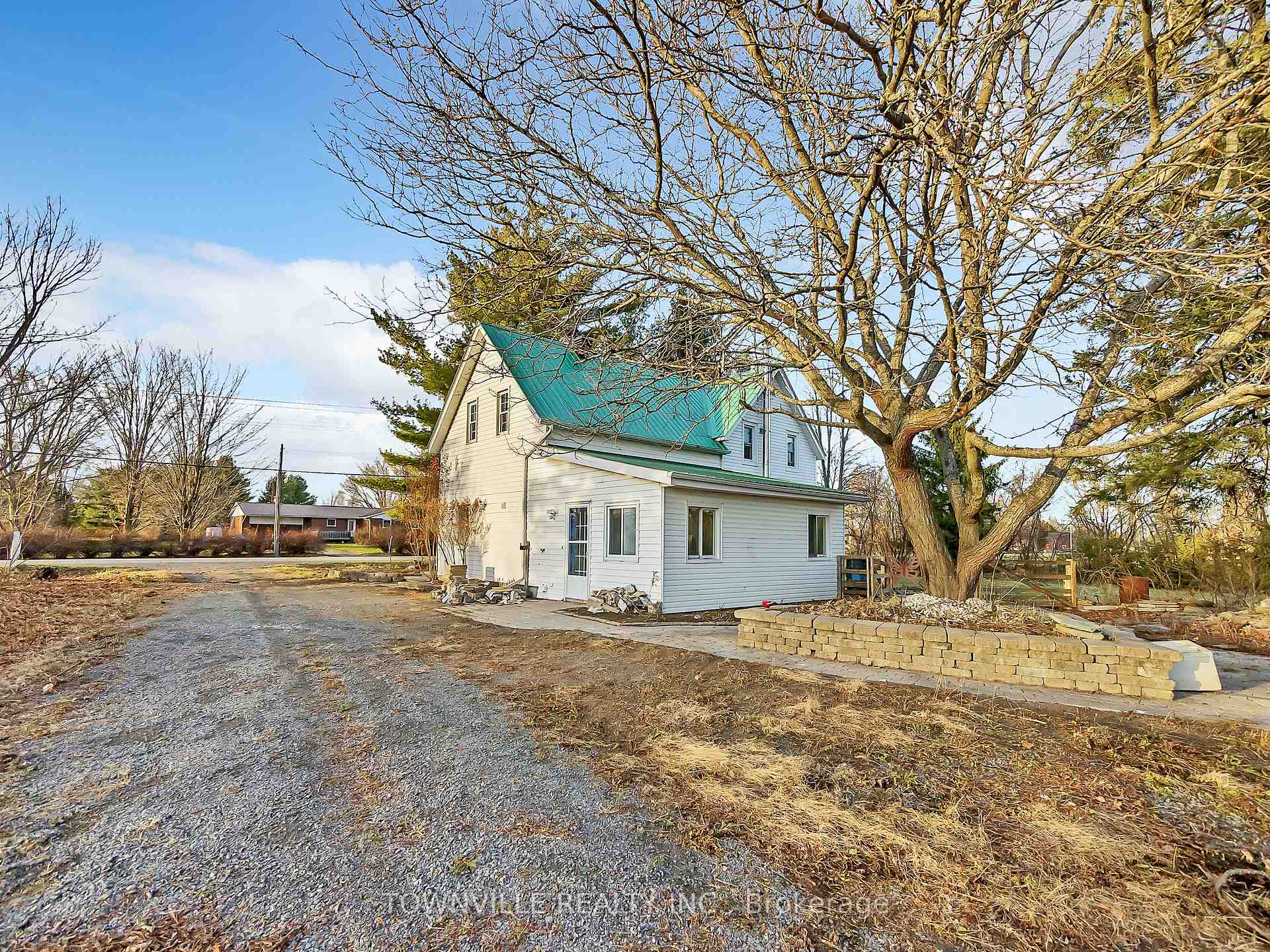 Front of 3527 County 26 Road