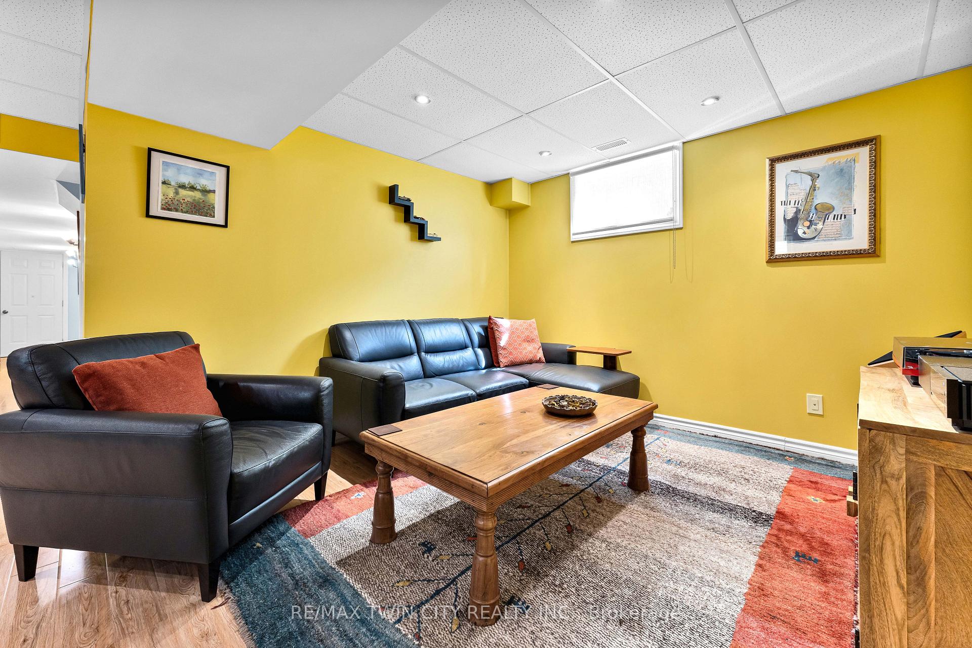 Photo 27 of 572 Altheim Crescent, Waterloo — HOMEH