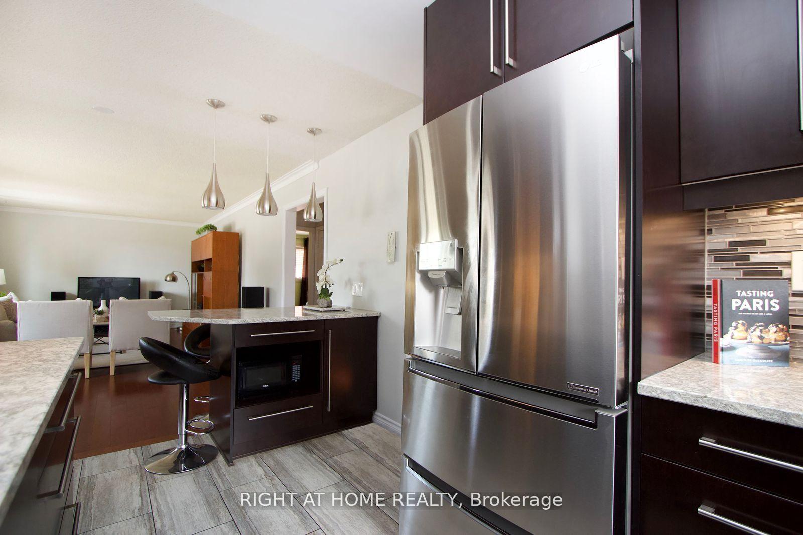 Photo 10 of 207 Hallett Avenue, Whitby, Lynde Creek — HOMEH
