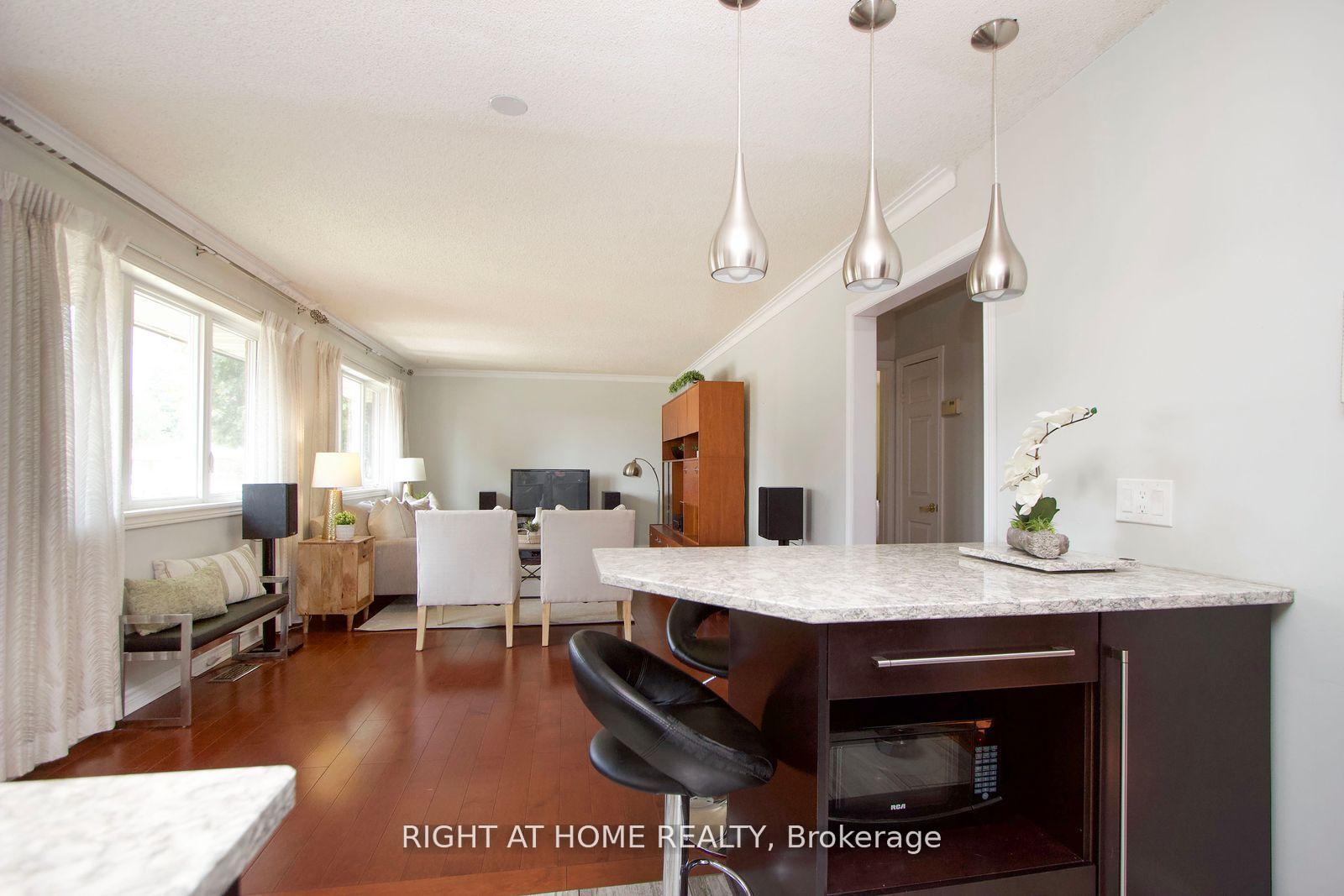 Photo 11 of 207 Hallett Avenue, Whitby, Lynde Creek — HOMEH
