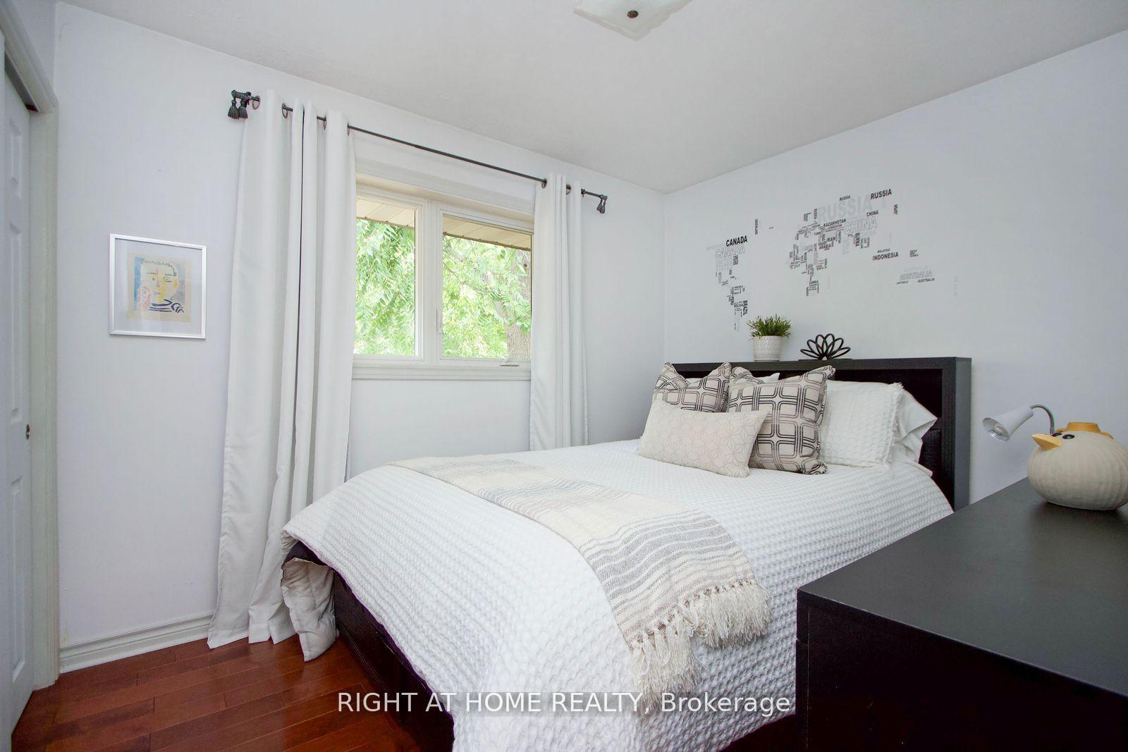 Photo 19 of 207 Hallett Avenue, Whitby, Lynde Creek — HOMEH