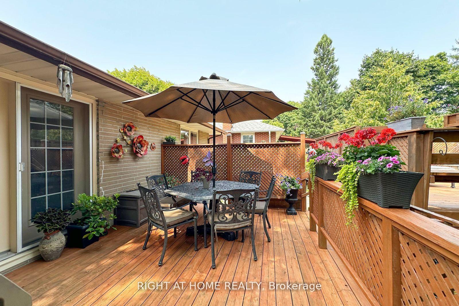 Photo 30 of 207 Hallett Avenue, Whitby, Lynde Creek — HOMEH