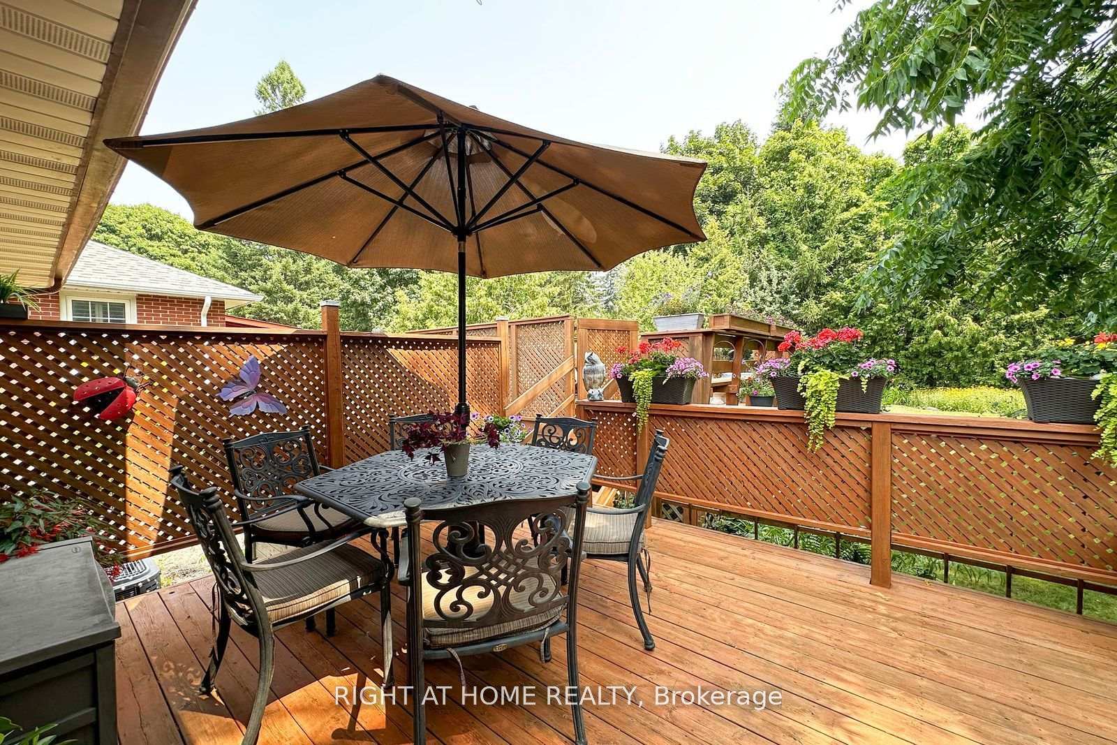 Photo 31 of 207 Hallett Avenue, Whitby, Lynde Creek — HOMEH