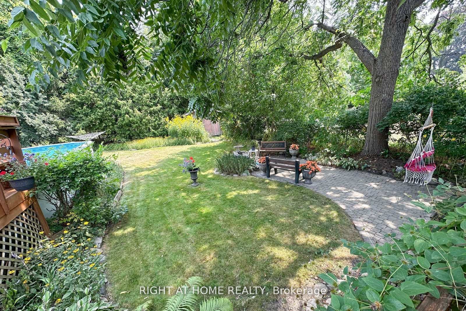 Photo 32 of 207 Hallett Avenue, Whitby, Lynde Creek — HOMEH