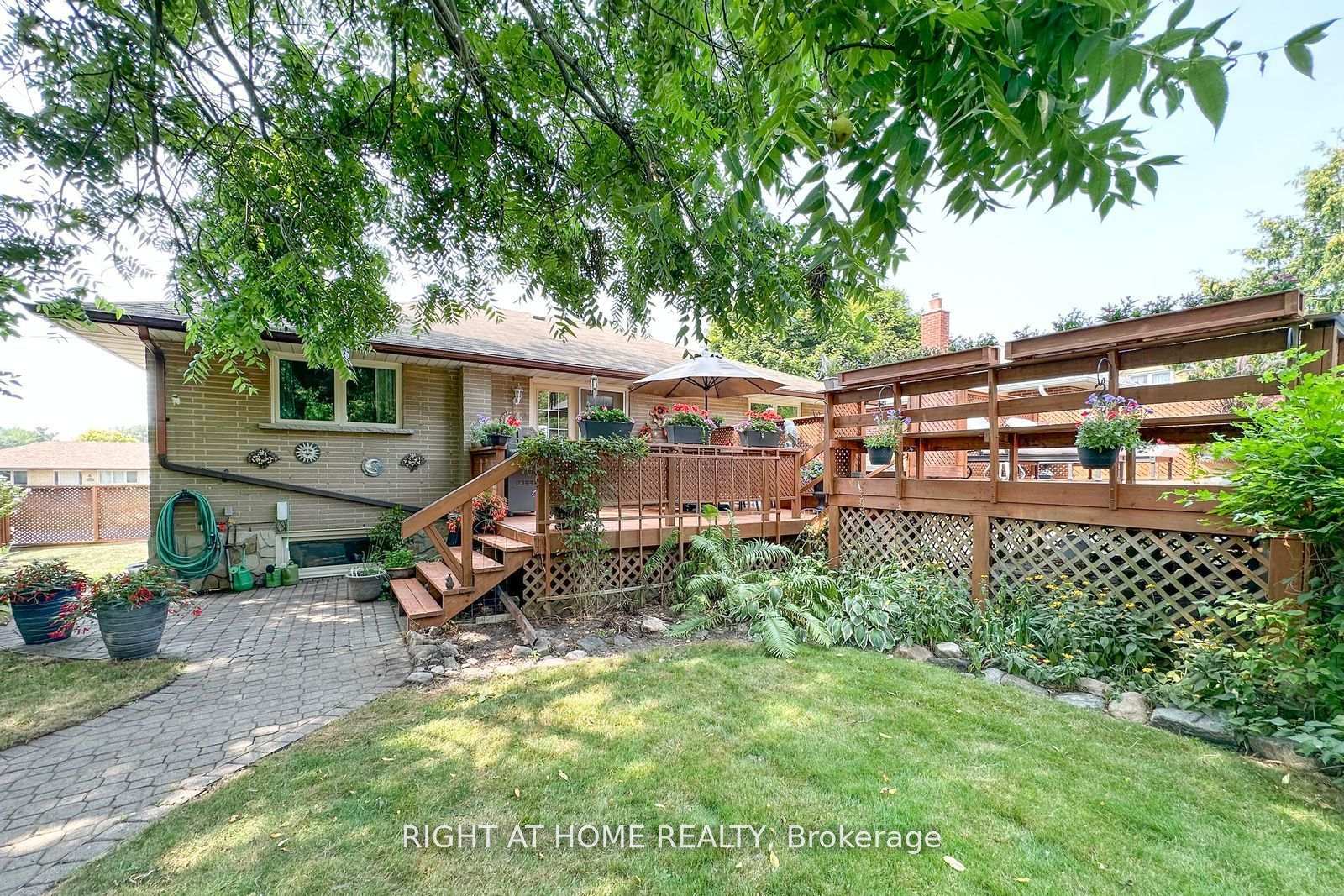 Photo 35 of 207 Hallett Avenue, Whitby, Lynde Creek — HOMEH