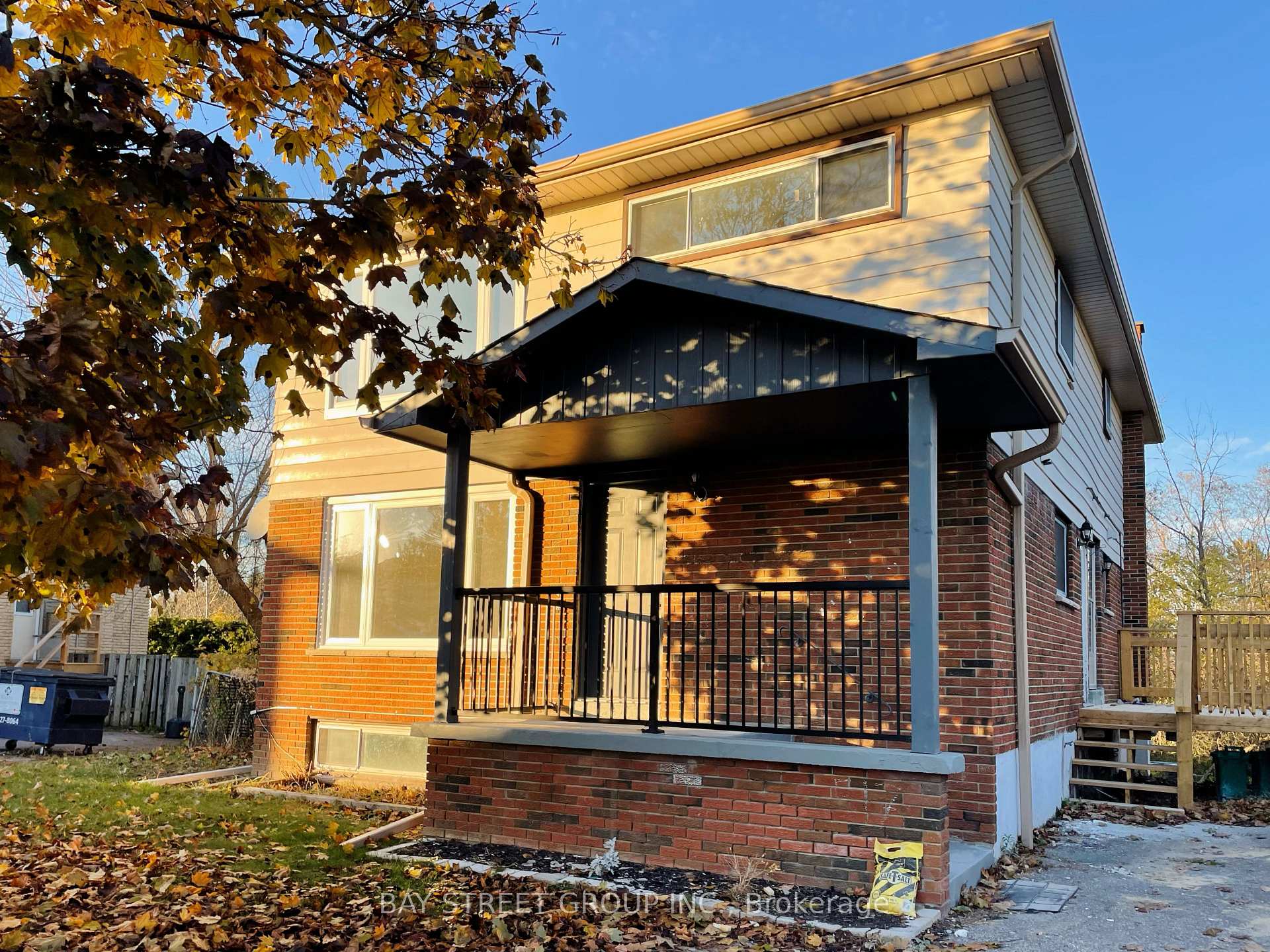 Photo 1 of Unit 1, 517 Harris Court, Whitby, Downtown Whitby — HOMEH