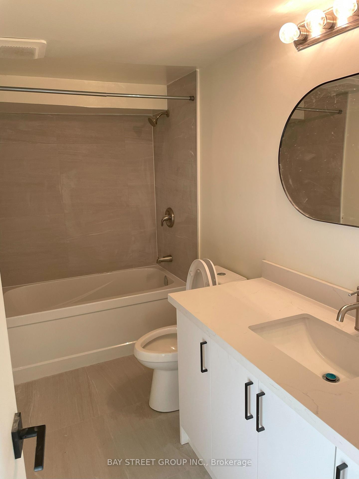Photo 4 of Unit 1, 517 Harris Court, Whitby, Downtown Whitby — HOMEH