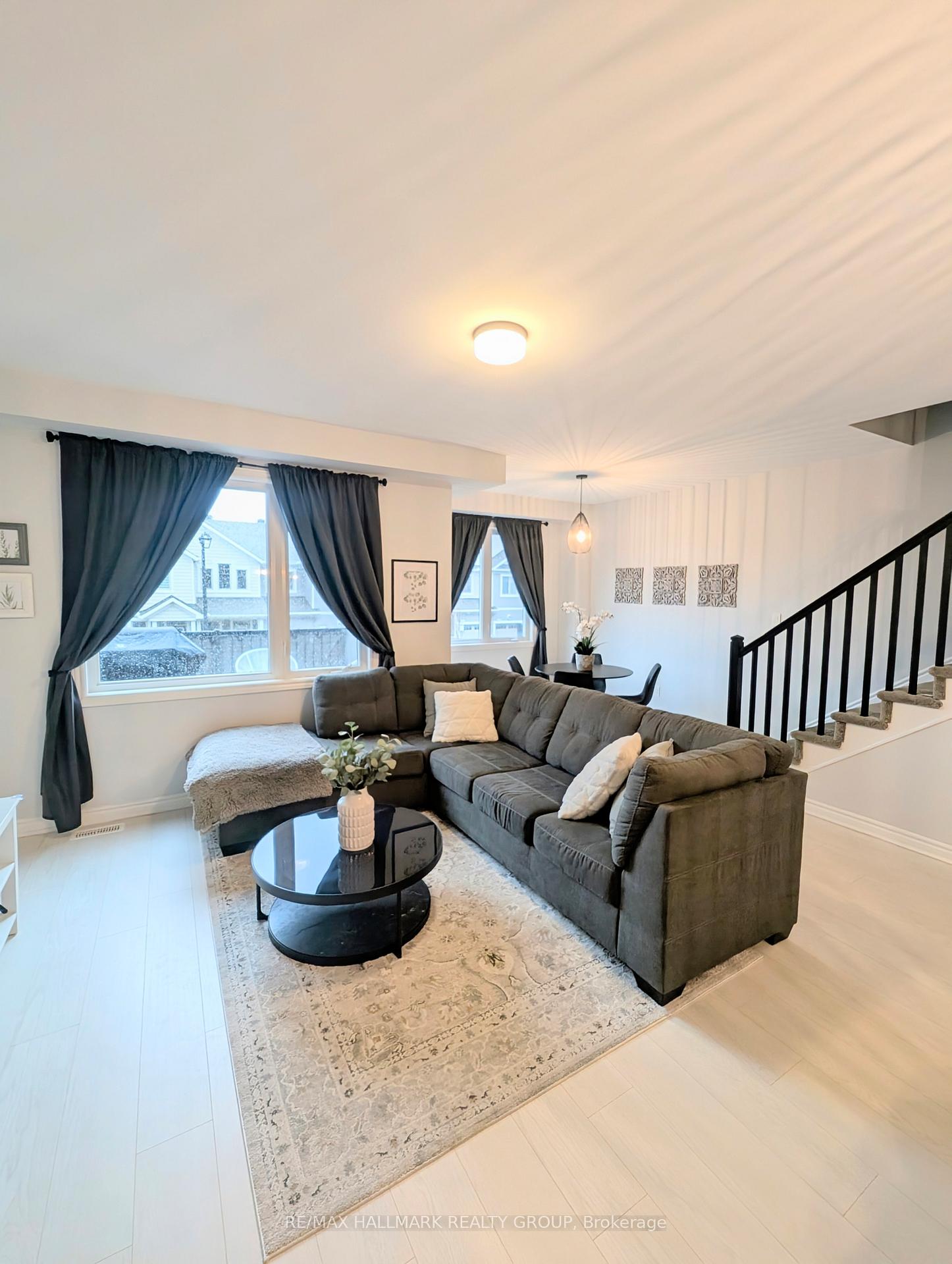 Photo 14 of 245 Atima Circle, Ottawa, Barrhaven - Half Moon Bay — HOMEH