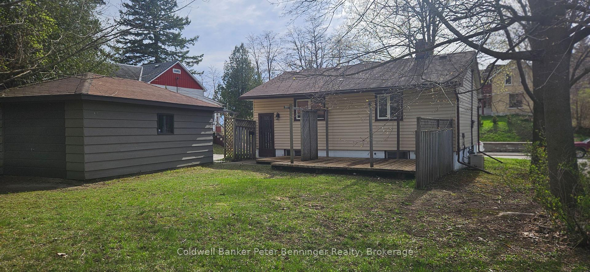 Photo 19 of 239 Countess Street N, West Grey — HOMEH