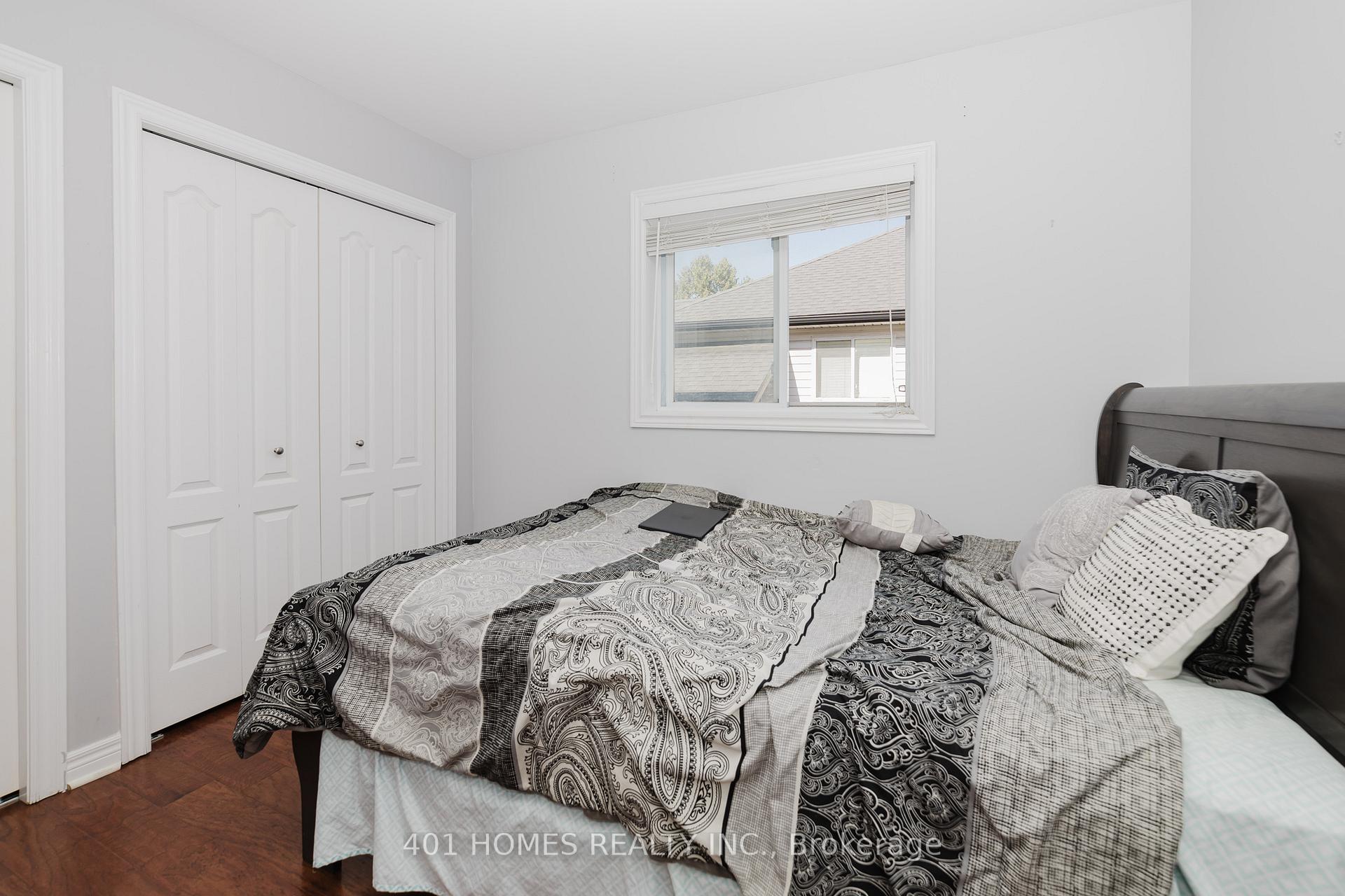 Photo 16 of 3068 Troup Crescent E, Windsor — HOMEH