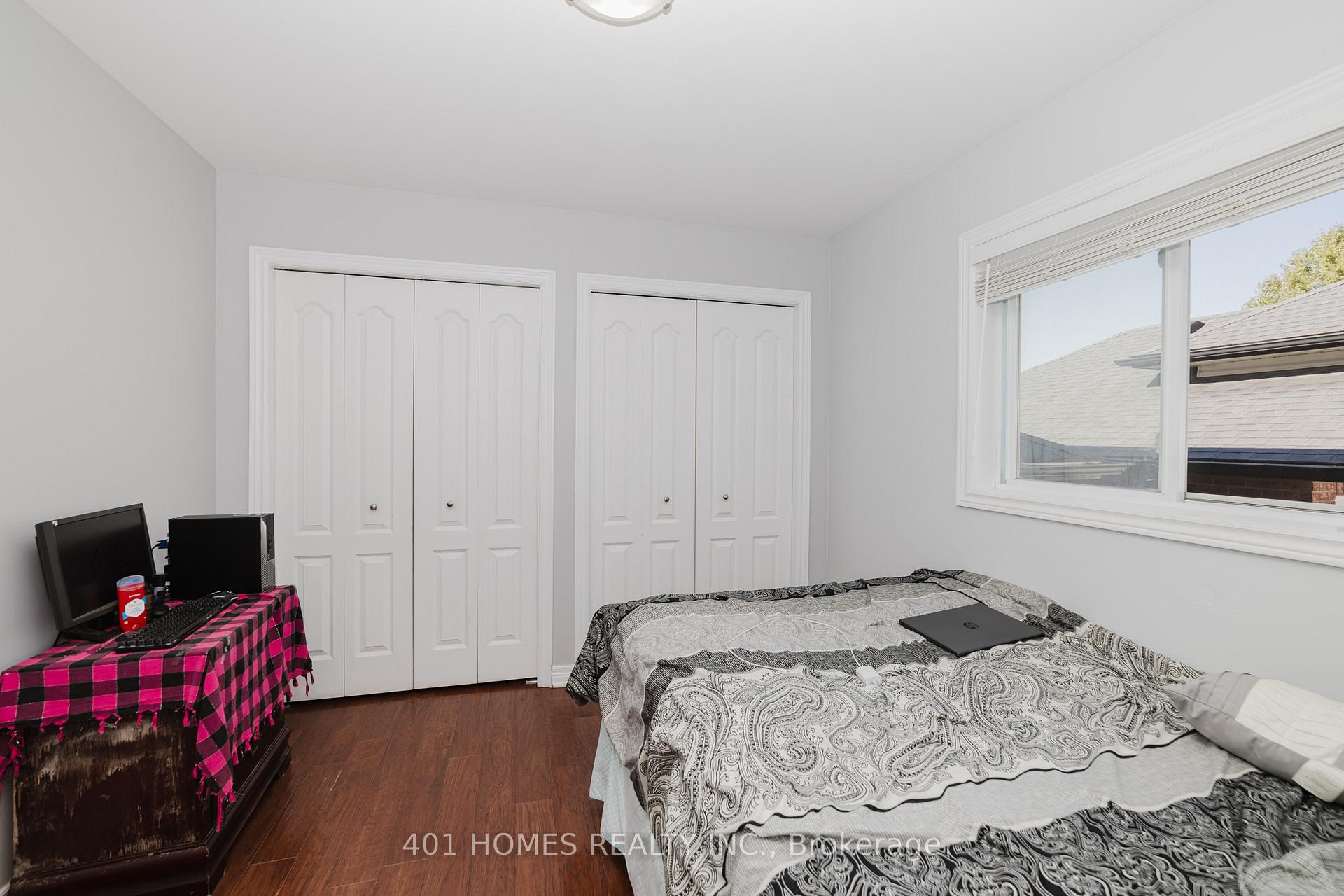 Photo 17 of 3068 Troup Crescent E, Windsor — HOMEH