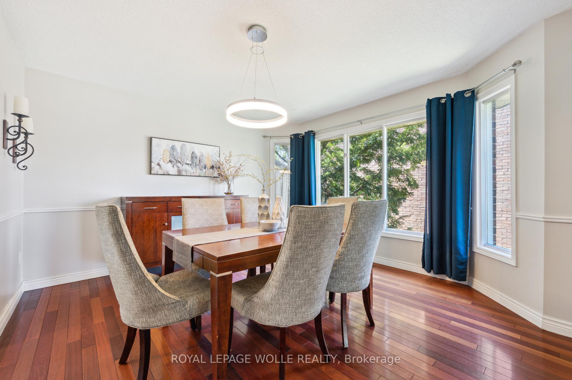 Photo 10 of 591 Deer Run Drive, Waterloo — HOMEH