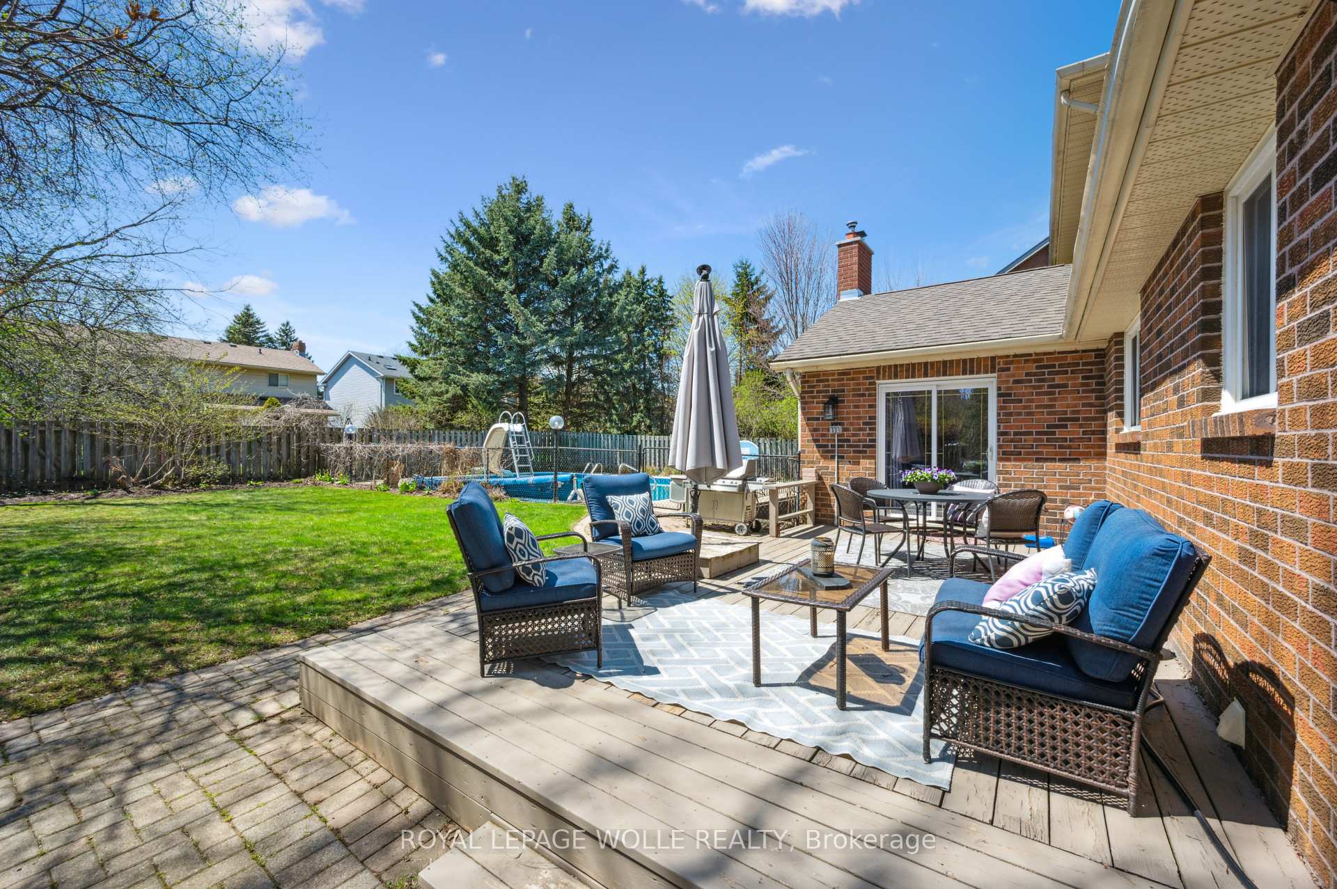 Photo 38 of 591 Deer Run Drive, Waterloo — HOMEH