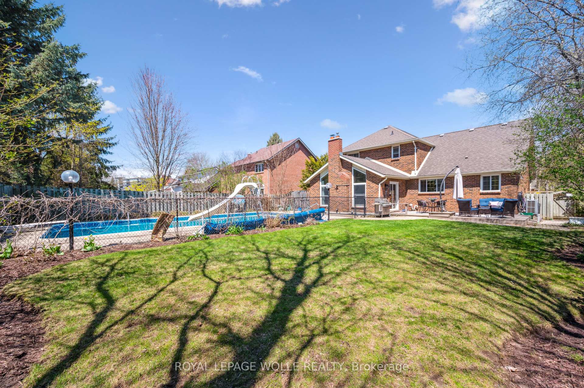 Photo 41 of 591 Deer Run Drive, Waterloo — HOMEH