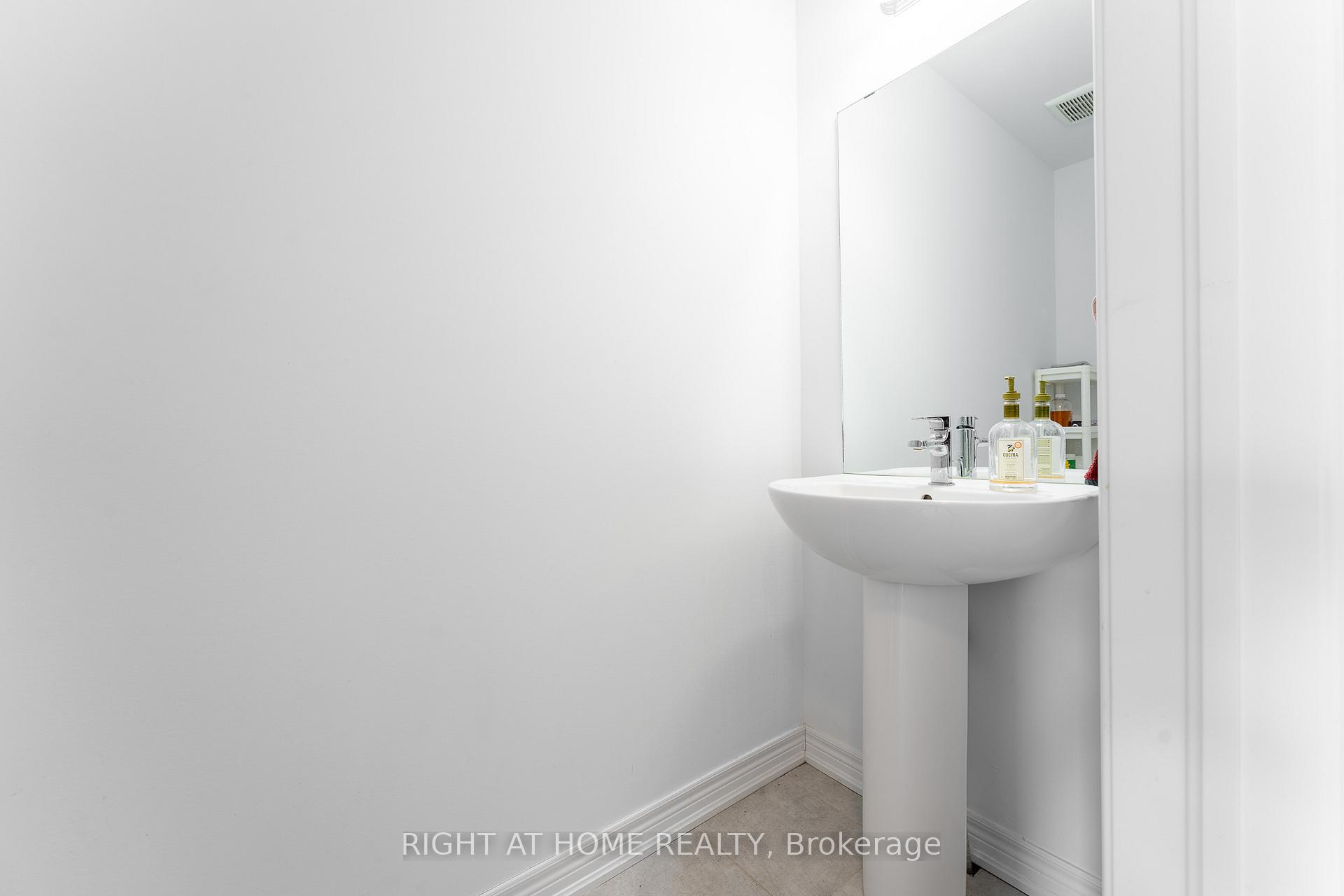 Photo 5 of 211 Jackson Street E, West Grey — HOMEH