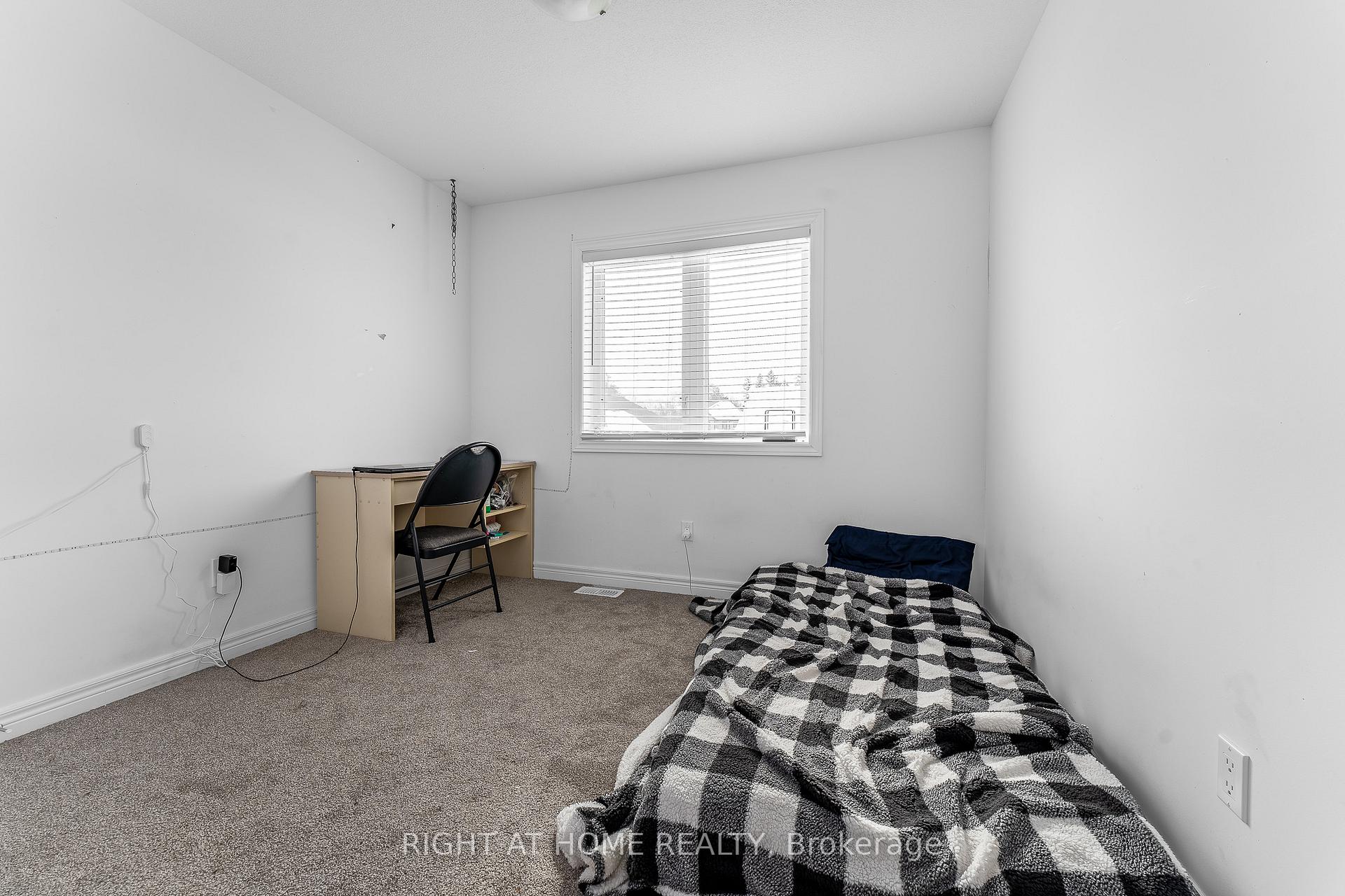 Photo 20 of 211 Jackson Street E, West Grey — HOMEH