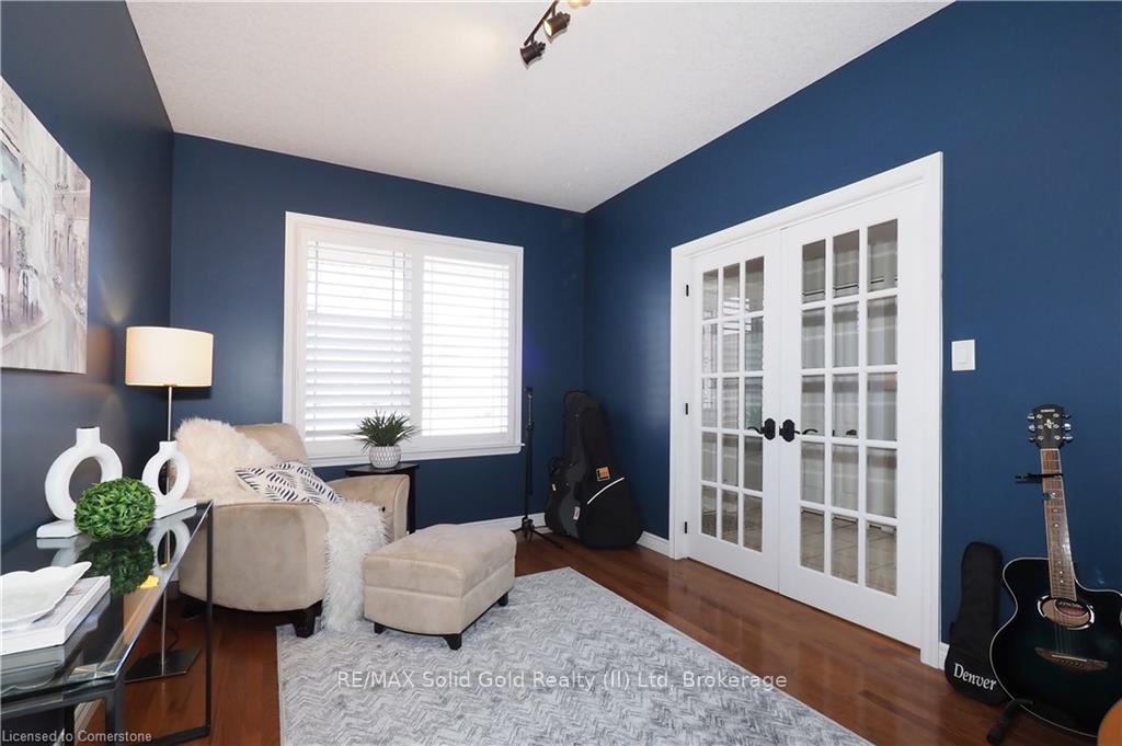 Photo 20 of 769 Chesapeake Drive, Waterloo — HOMEH