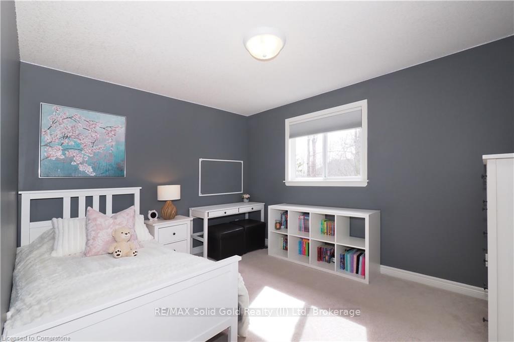 Photo 32 of 769 Chesapeake Drive, Waterloo — HOMEH